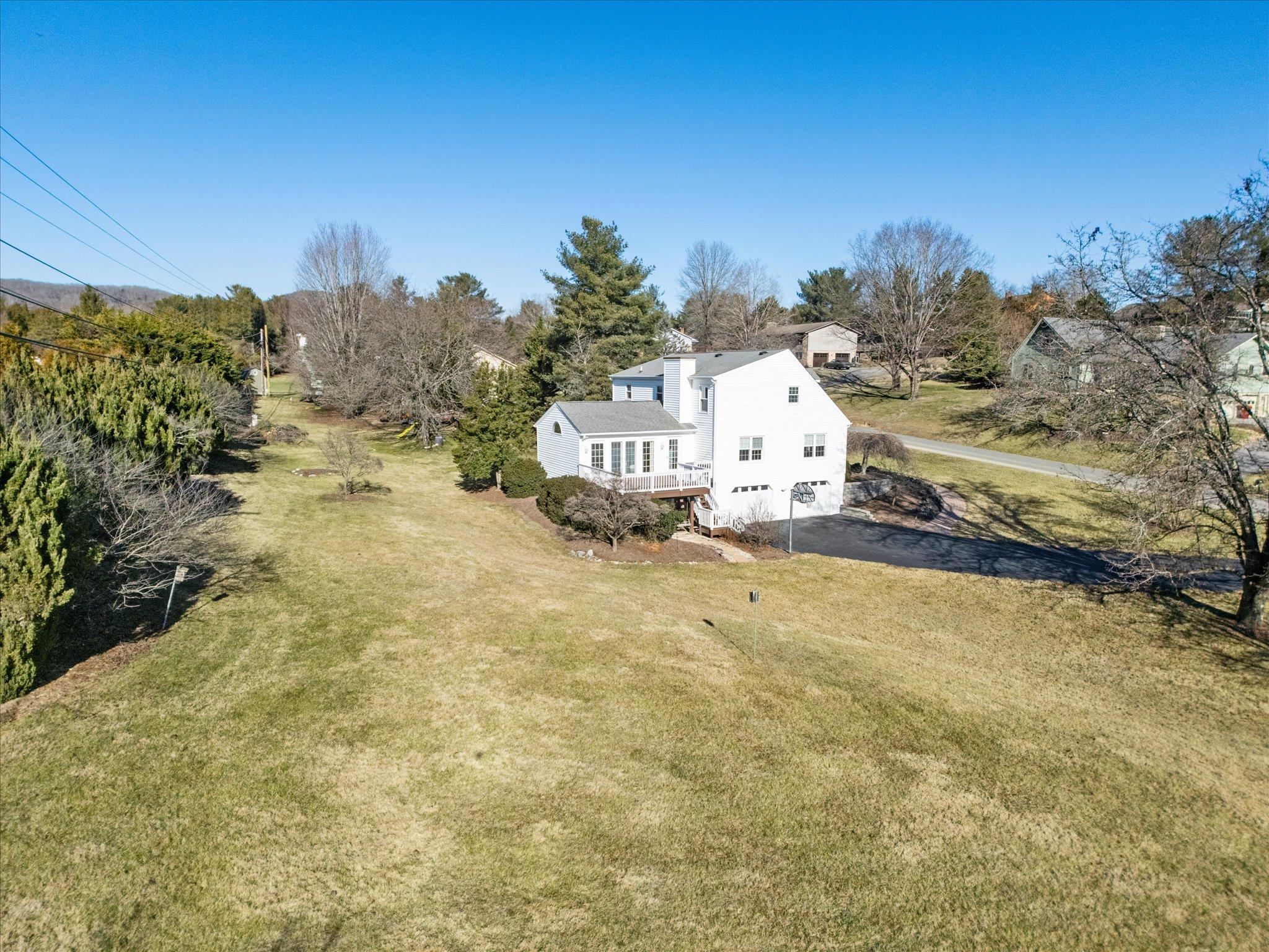 1645 Saint Andrews Circle Blacksburg VA 24060