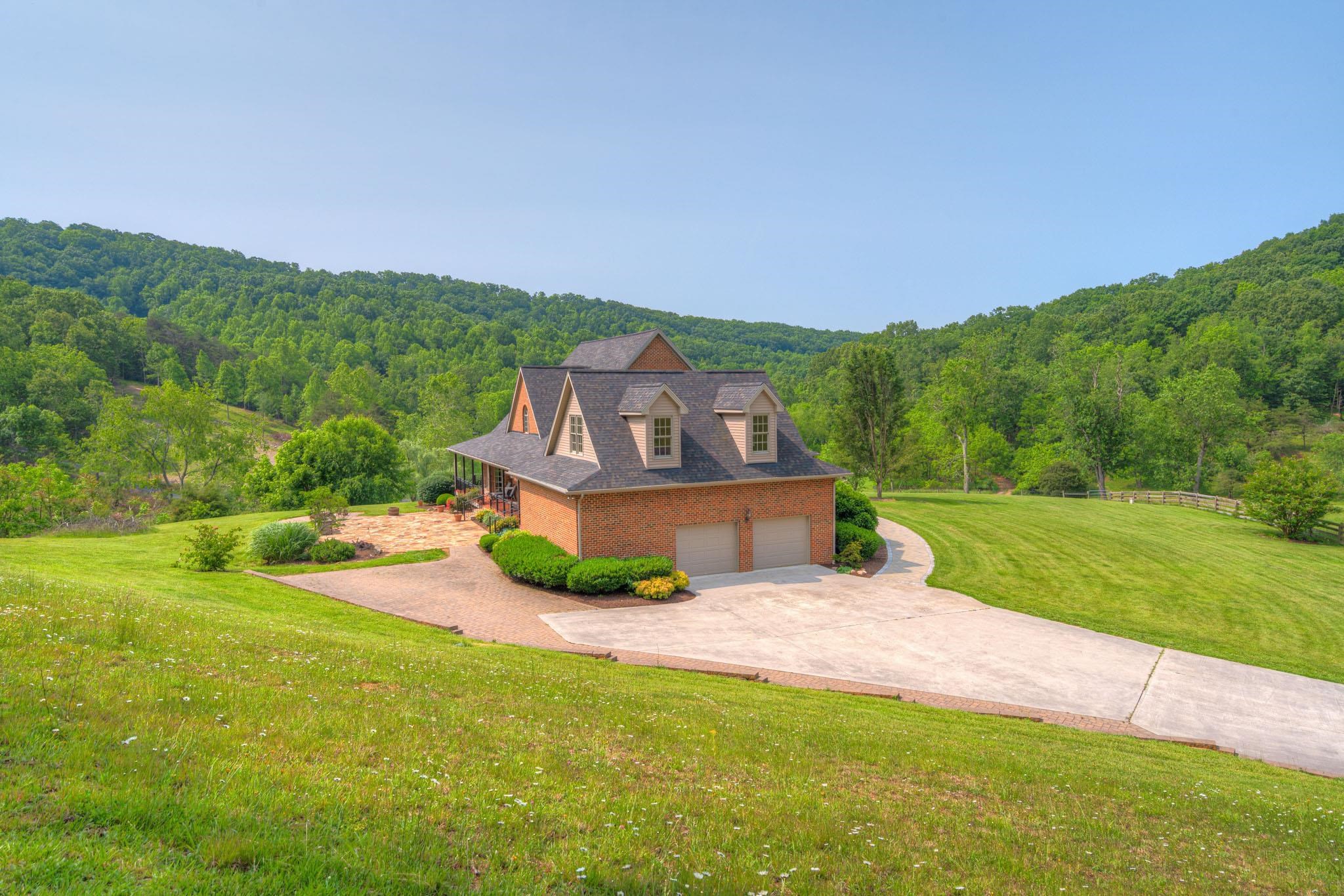 2310 Kingston Branch Road Christiansburg VA 24073