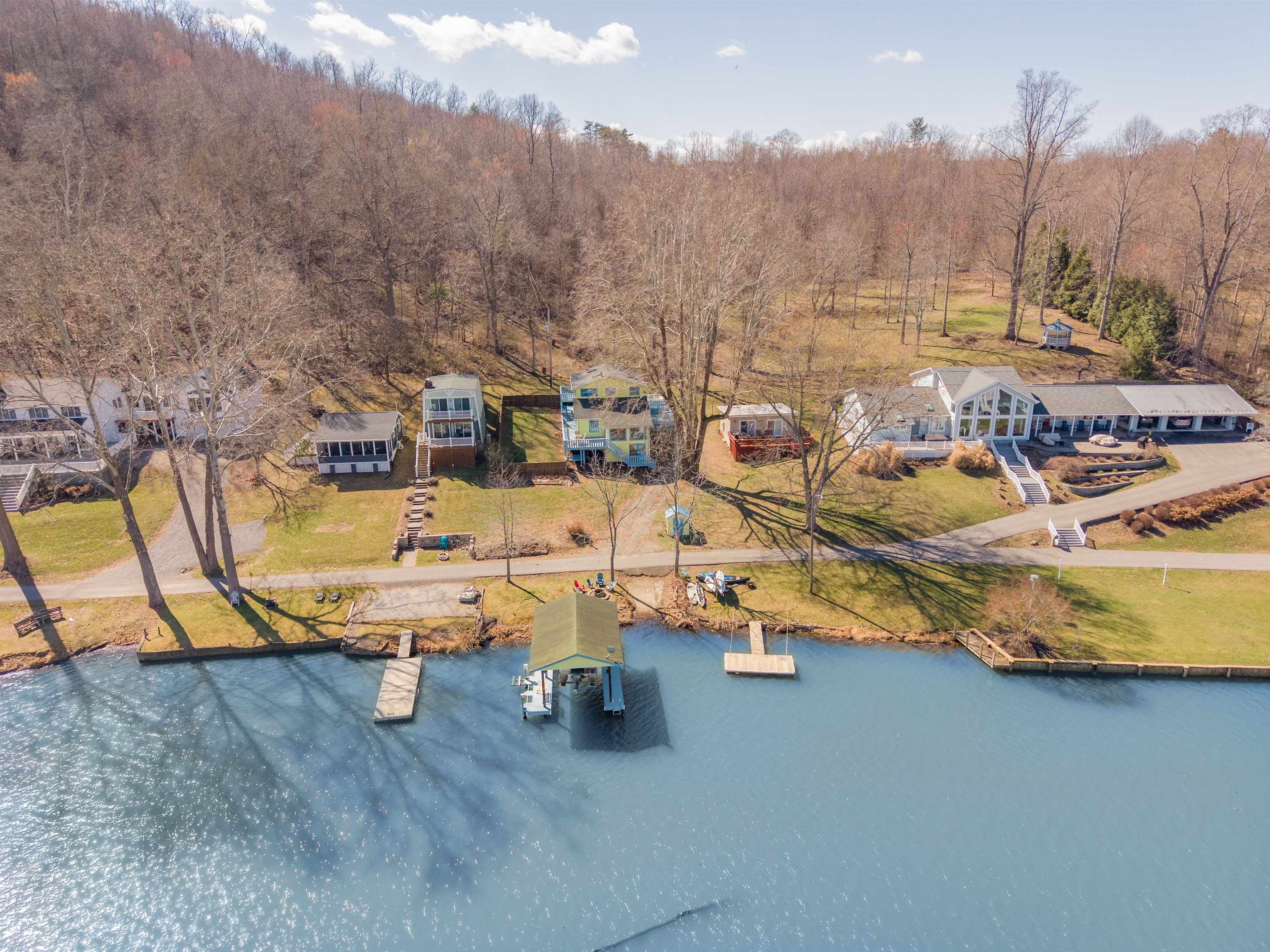 2935 Blackberry Lane Hiwassee VA 24347