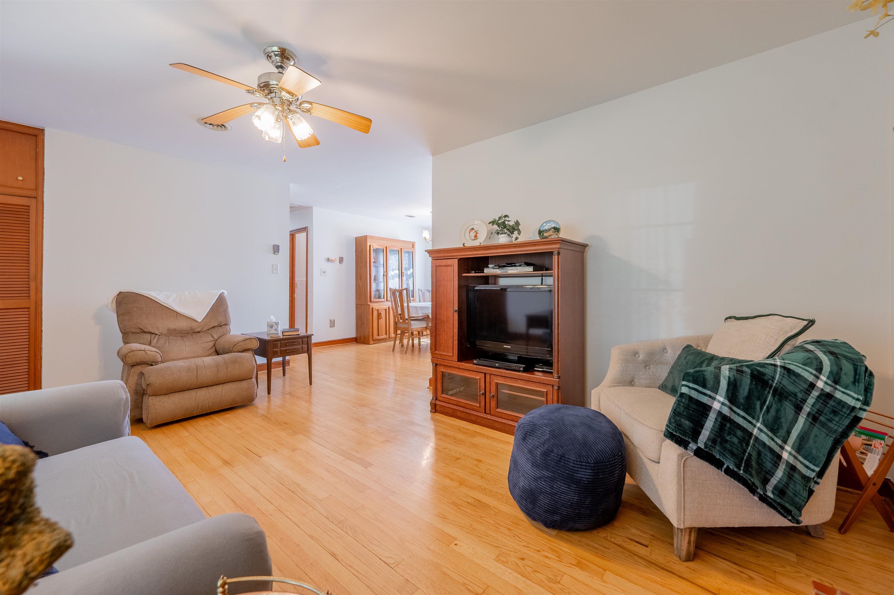 465 W Pine Street Wytheville VA 24382