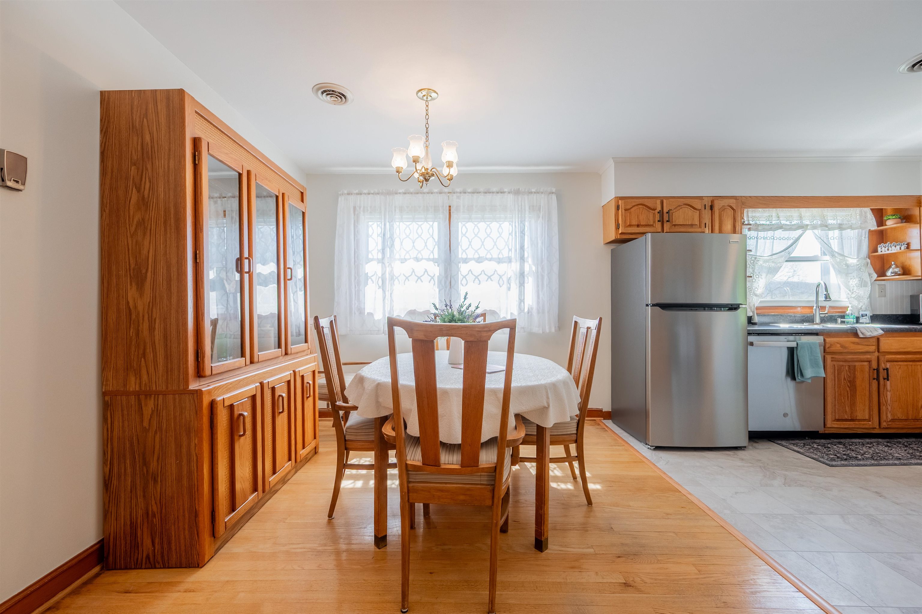 465 W Pine Street Wytheville VA 24382
