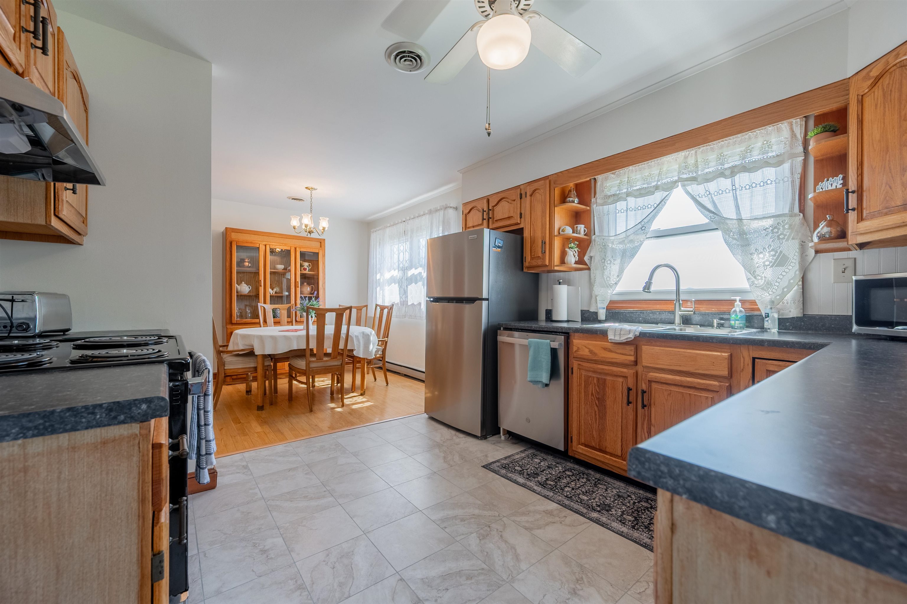 465 W Pine Street Wytheville VA 24382