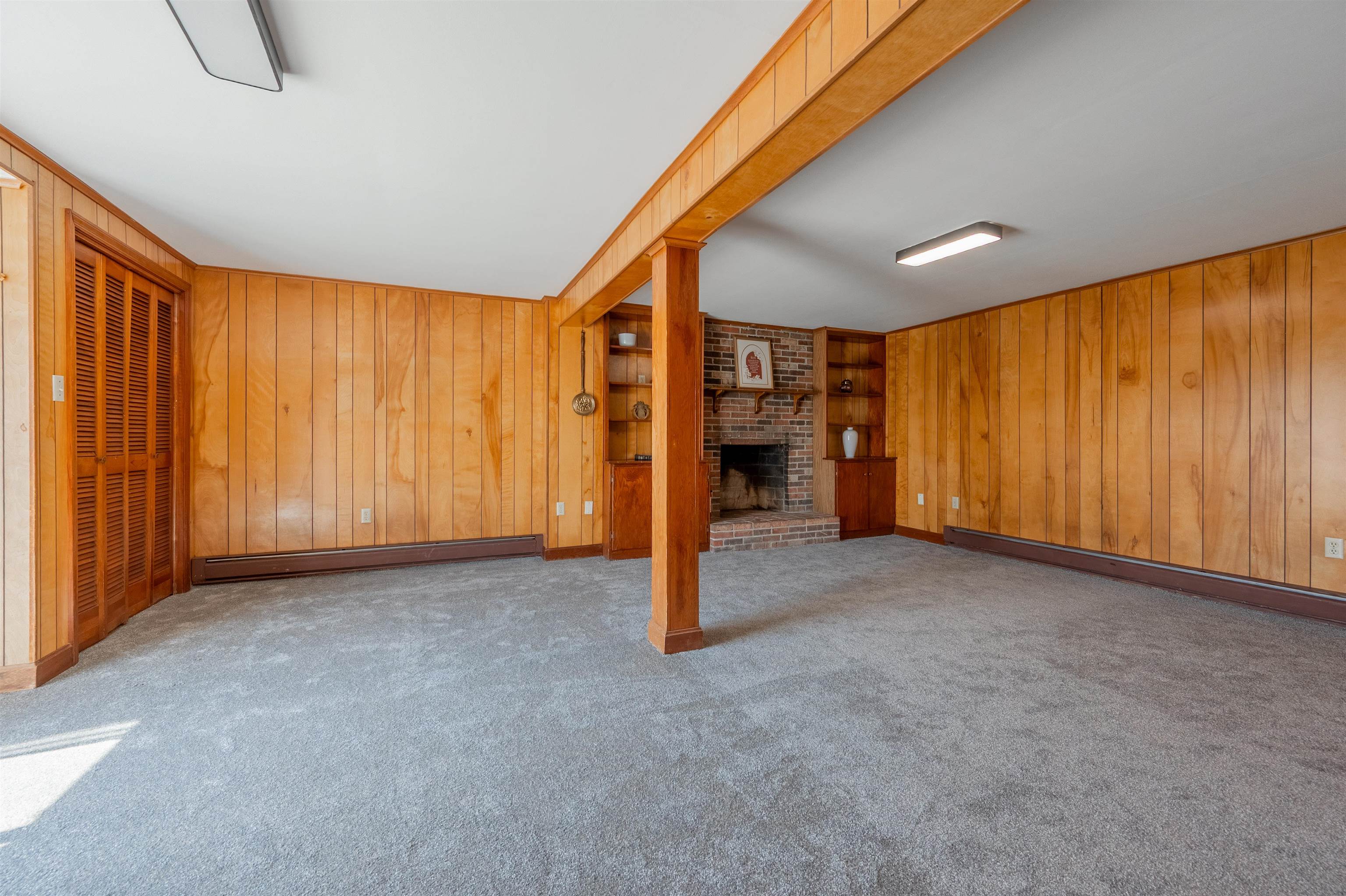 465 W Pine Street Wytheville VA 24382