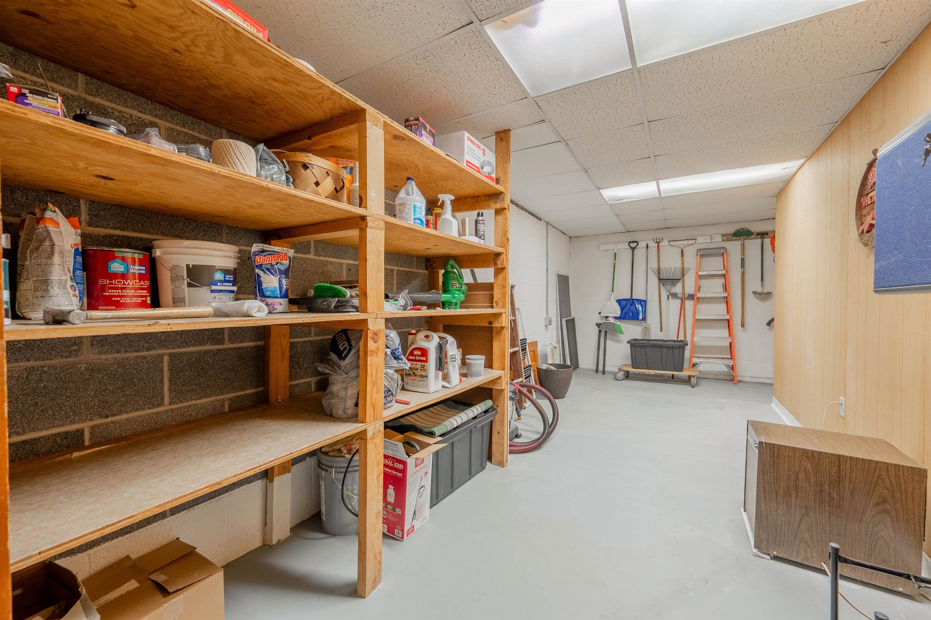 465 W Pine Street Wytheville VA 24382