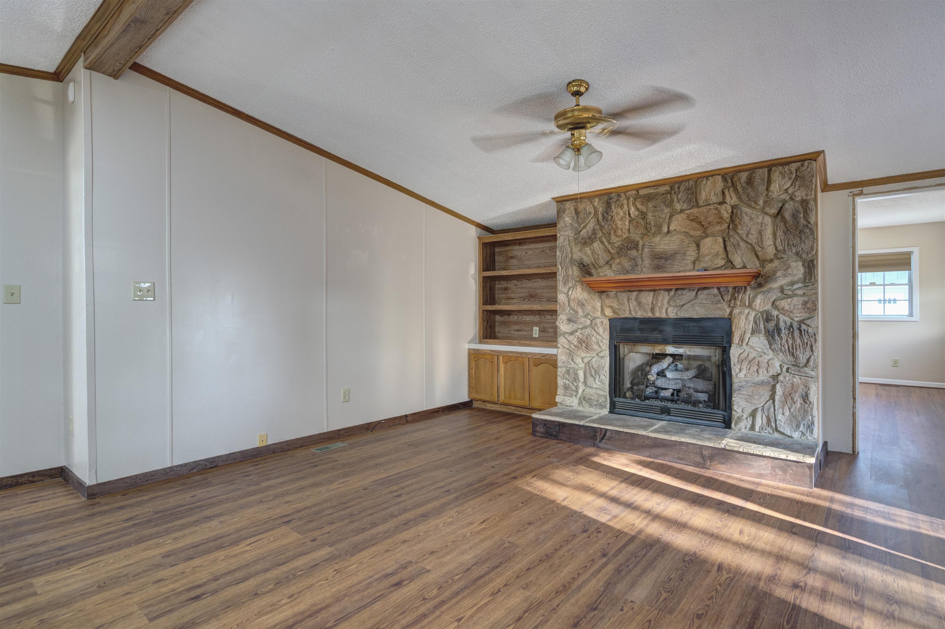 840 Newbern Road Pulaski VA 24301