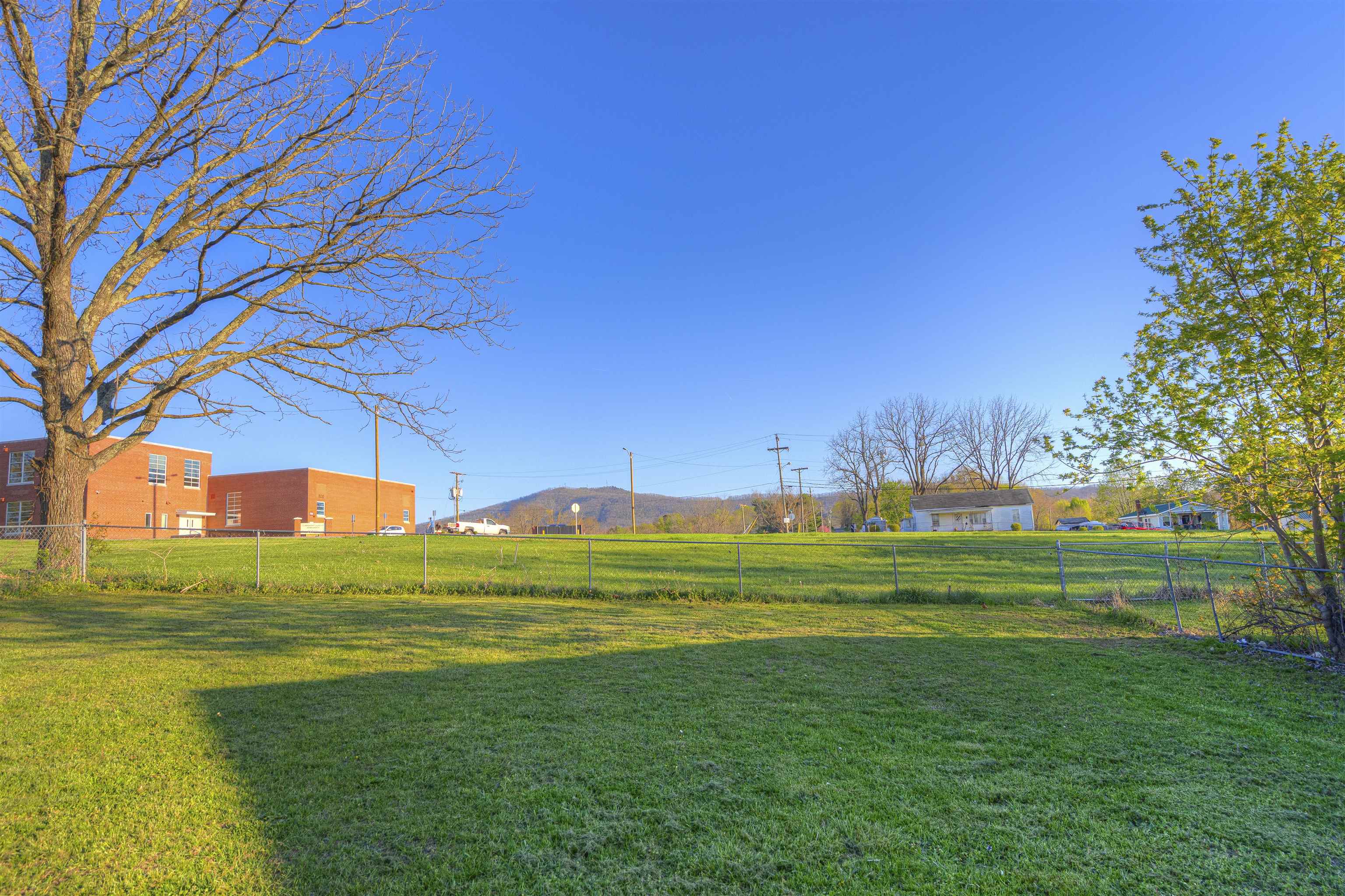 840 Newbern Road Pulaski VA 24301