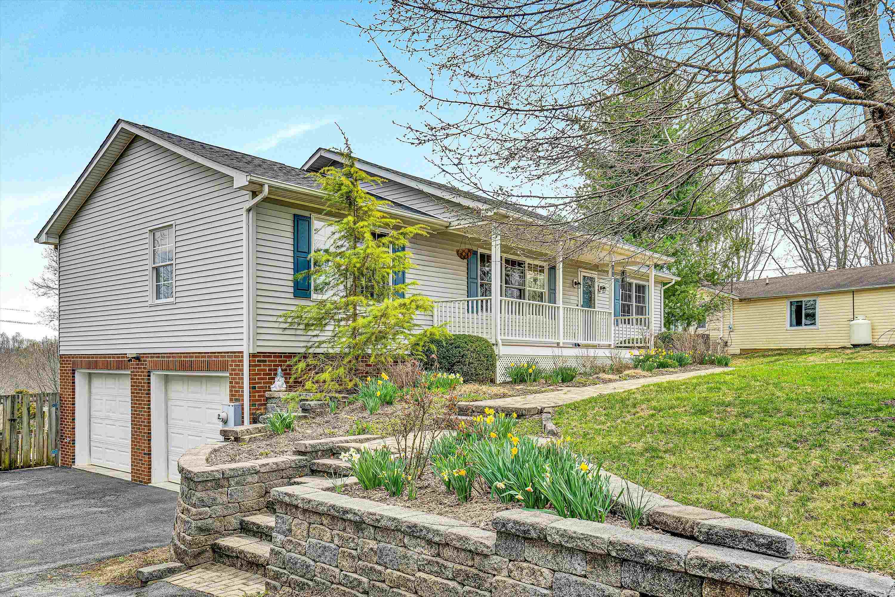 185 Howery Street Christiansburg VA 24073
