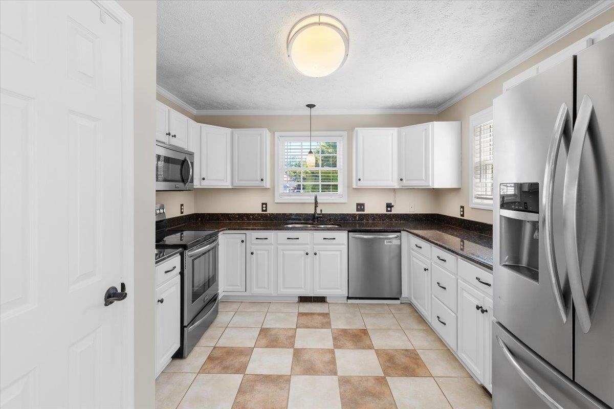 1506 Oriole Drive Blacksburg VA 24060