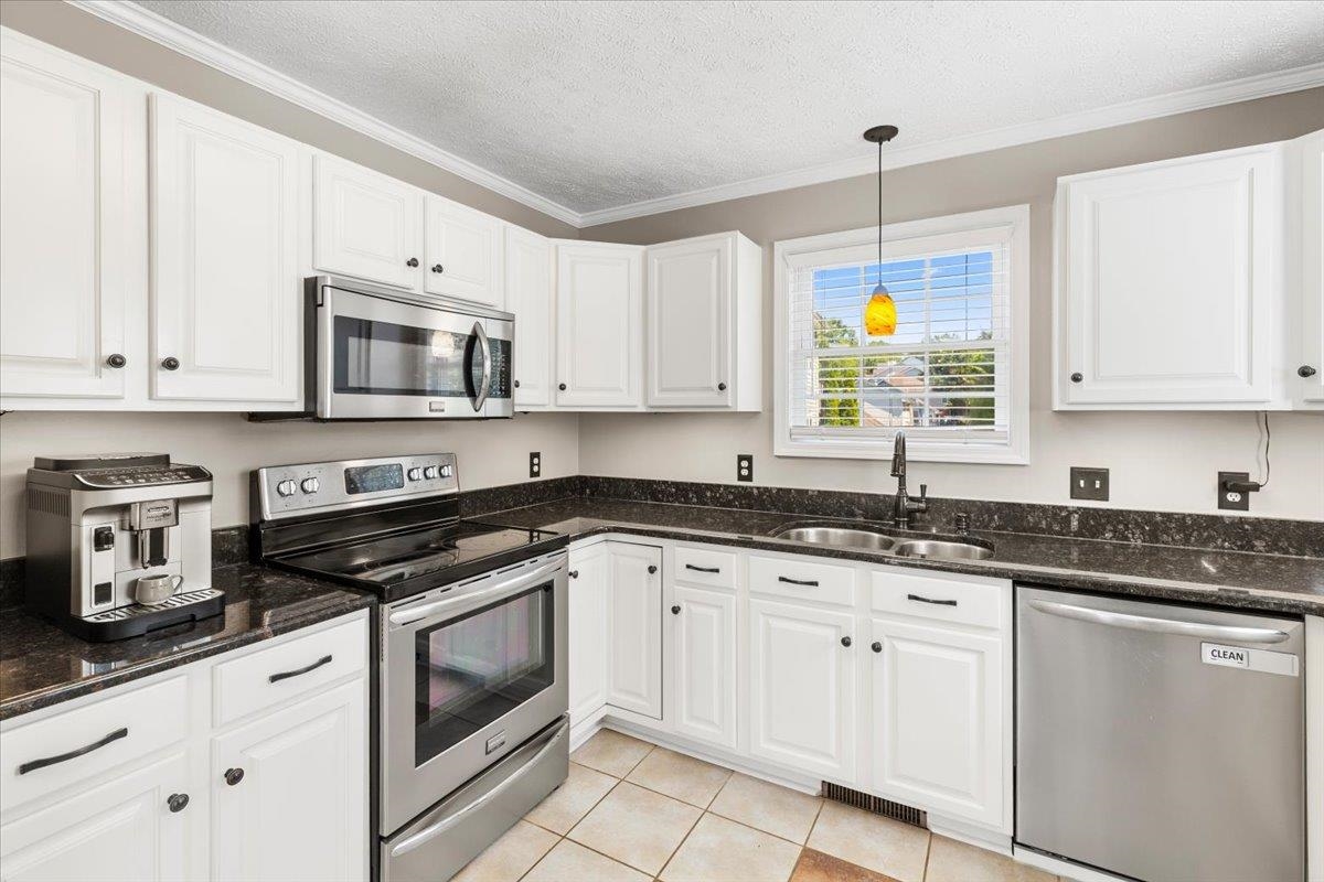 1506 Oriole Drive Blacksburg VA 24060