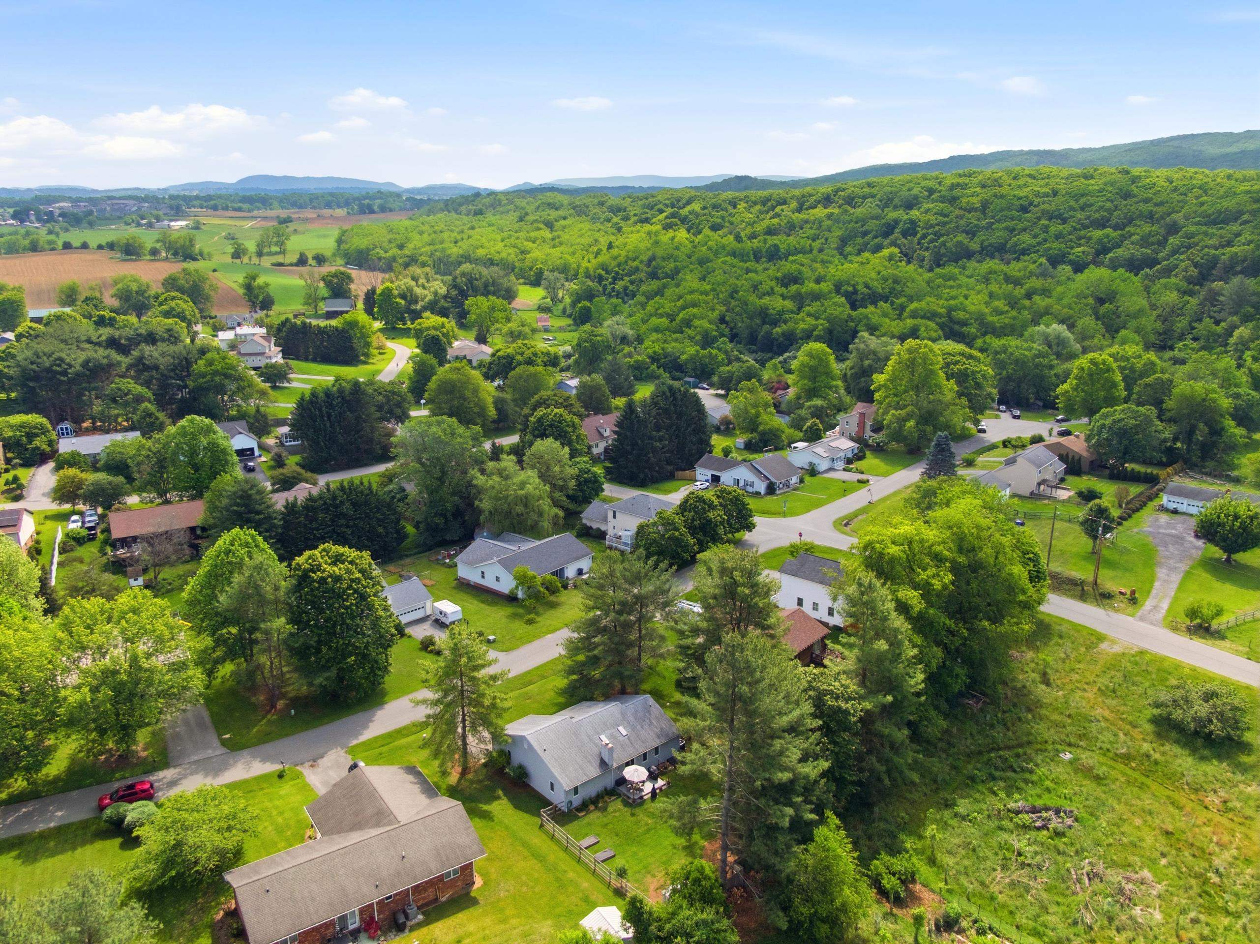 1337 Mockingbird Drive Blacksburg VA 24060