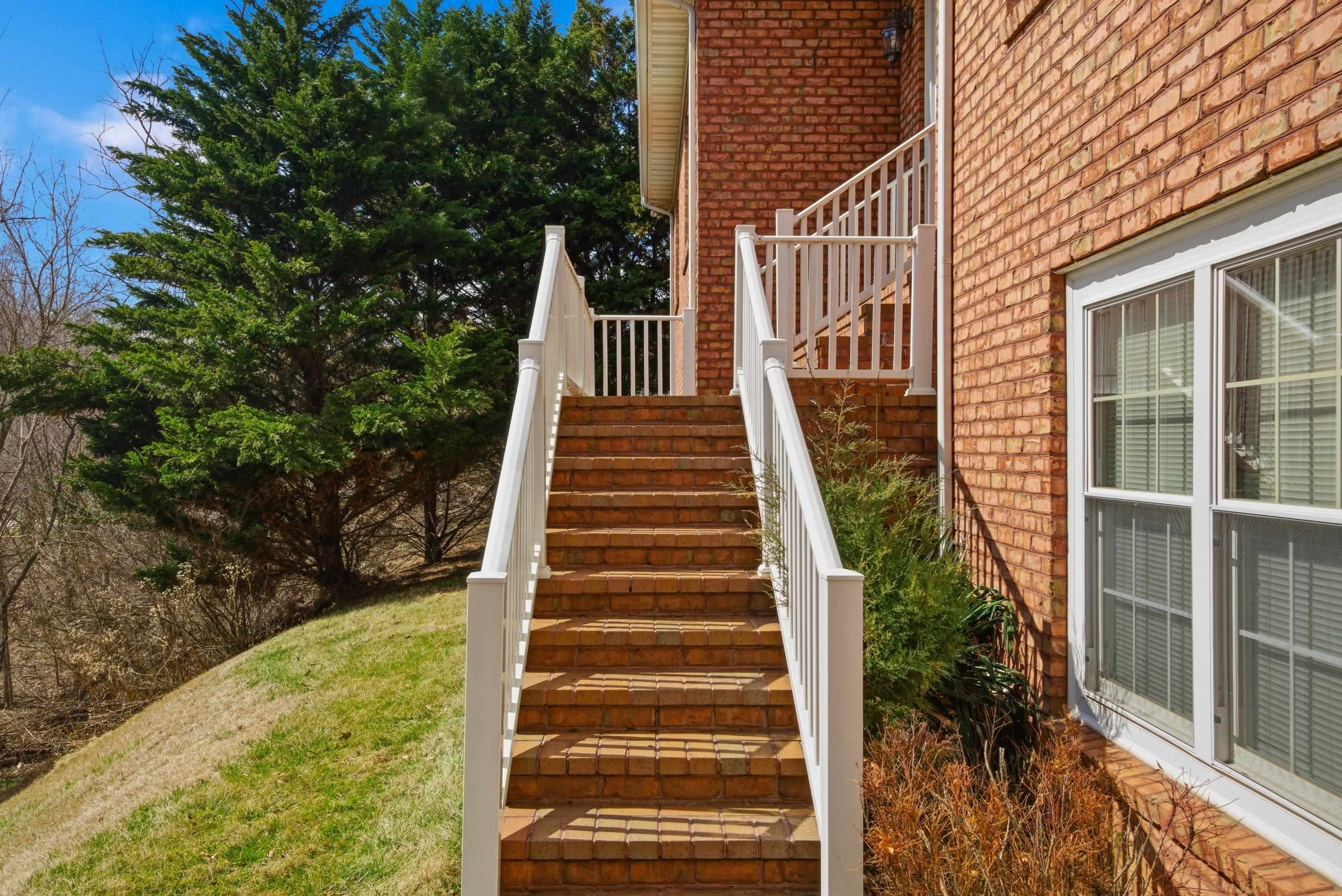 308 Meadow Ridge Radford VA 24141