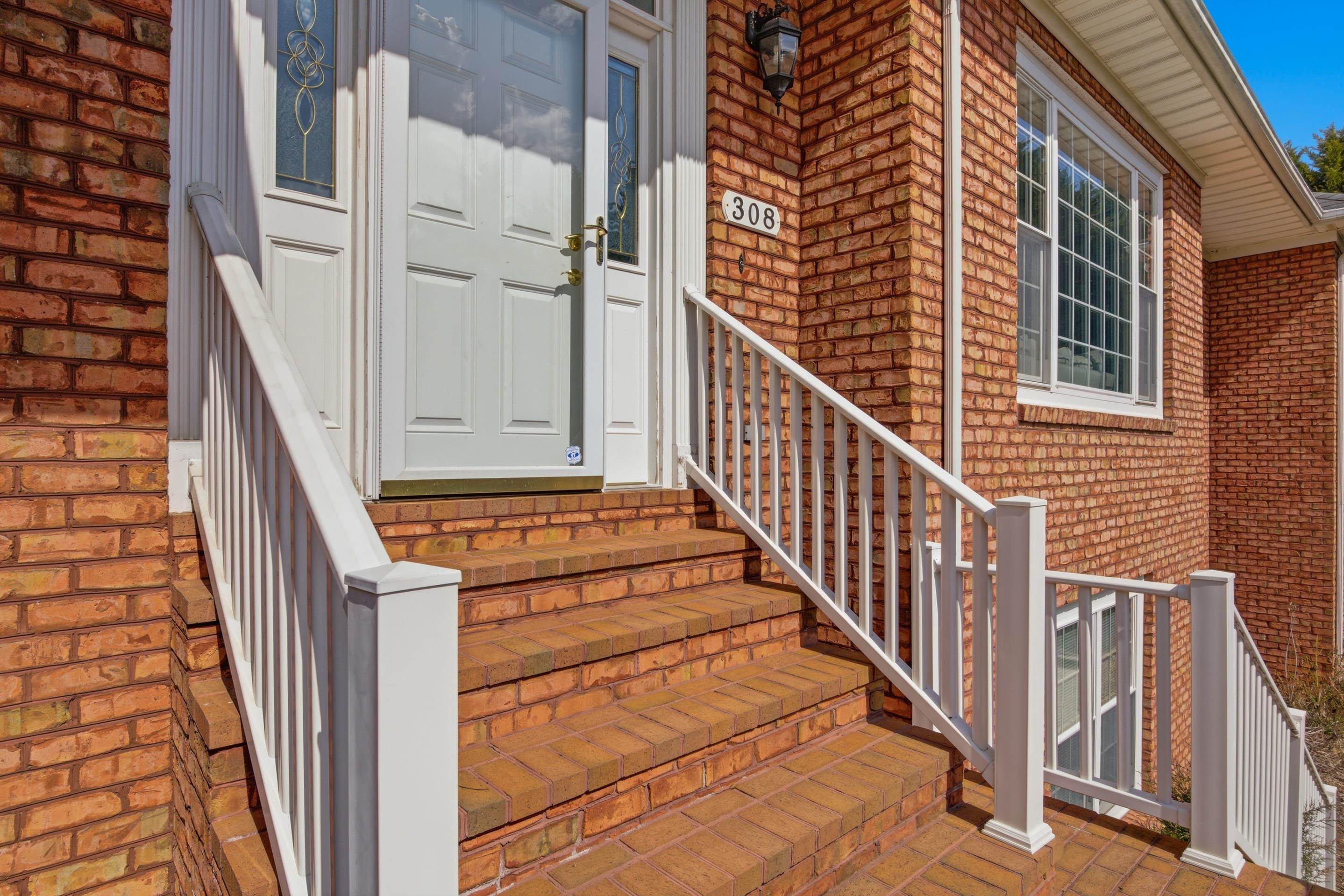 308 Meadow Ridge Radford VA 24141