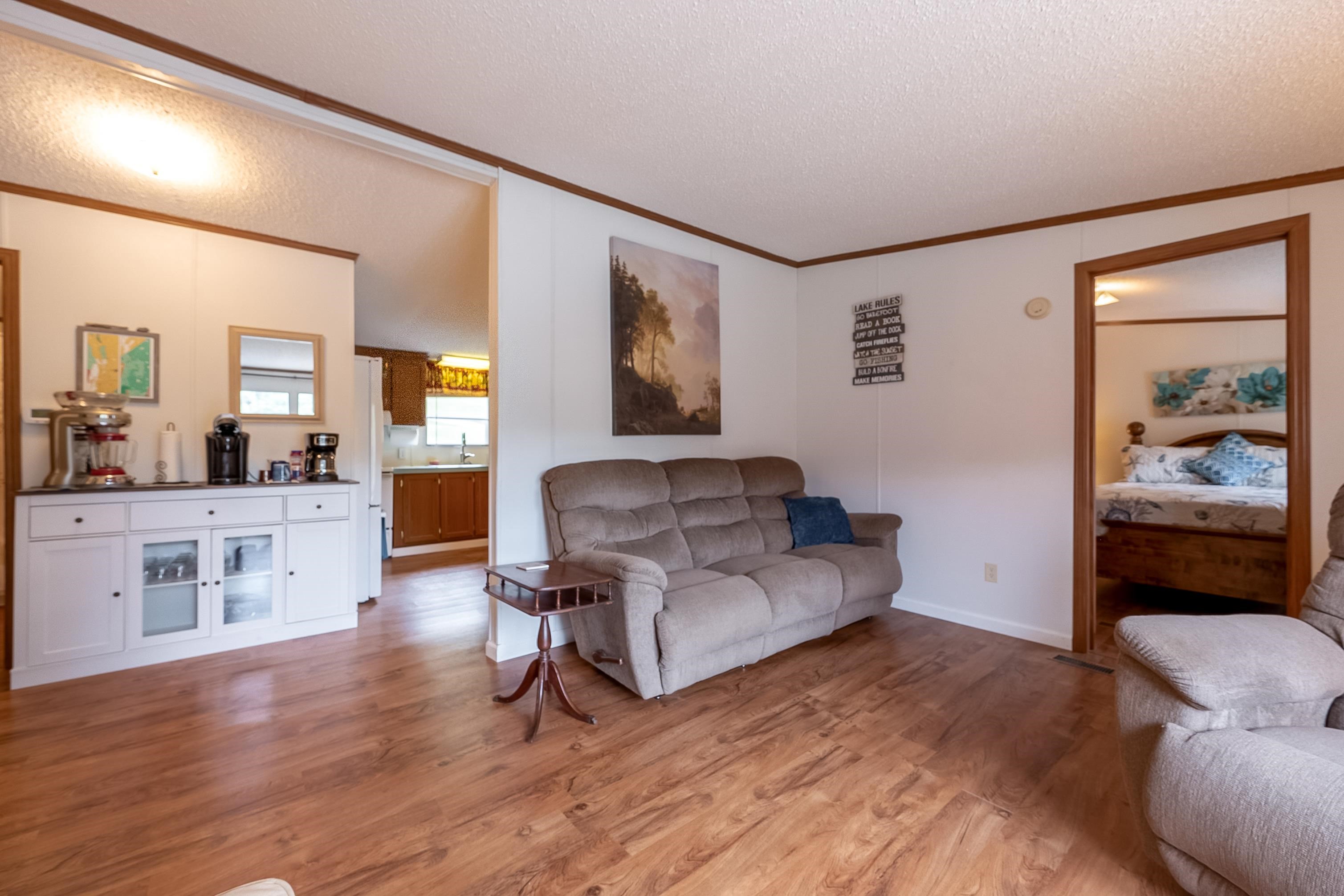 4276 Paradise Road Hiwassee VA 24347