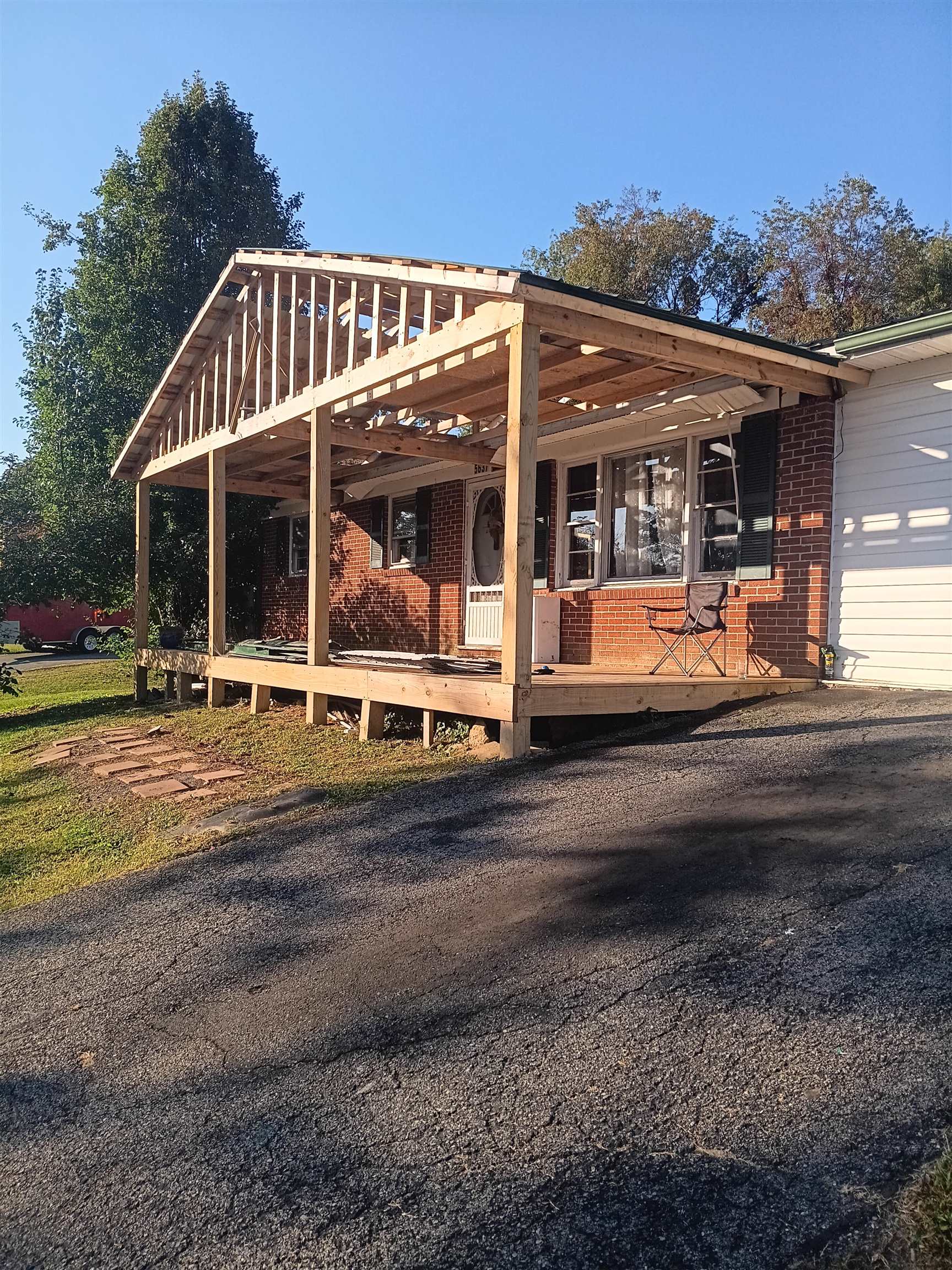 5637 Locust Drive Dublin VA 24084