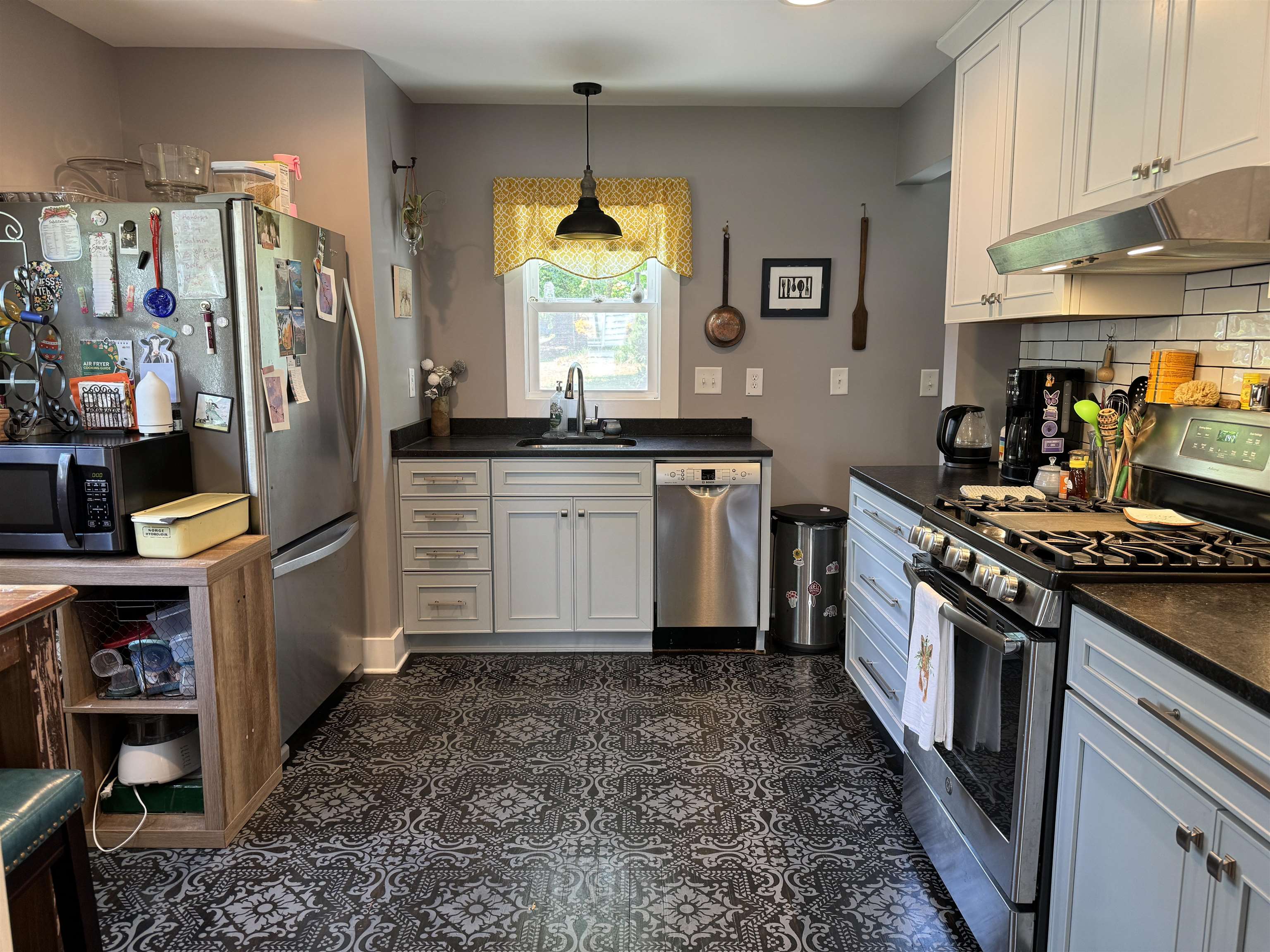 506 Rose Avenue Blacksburg VA 24060