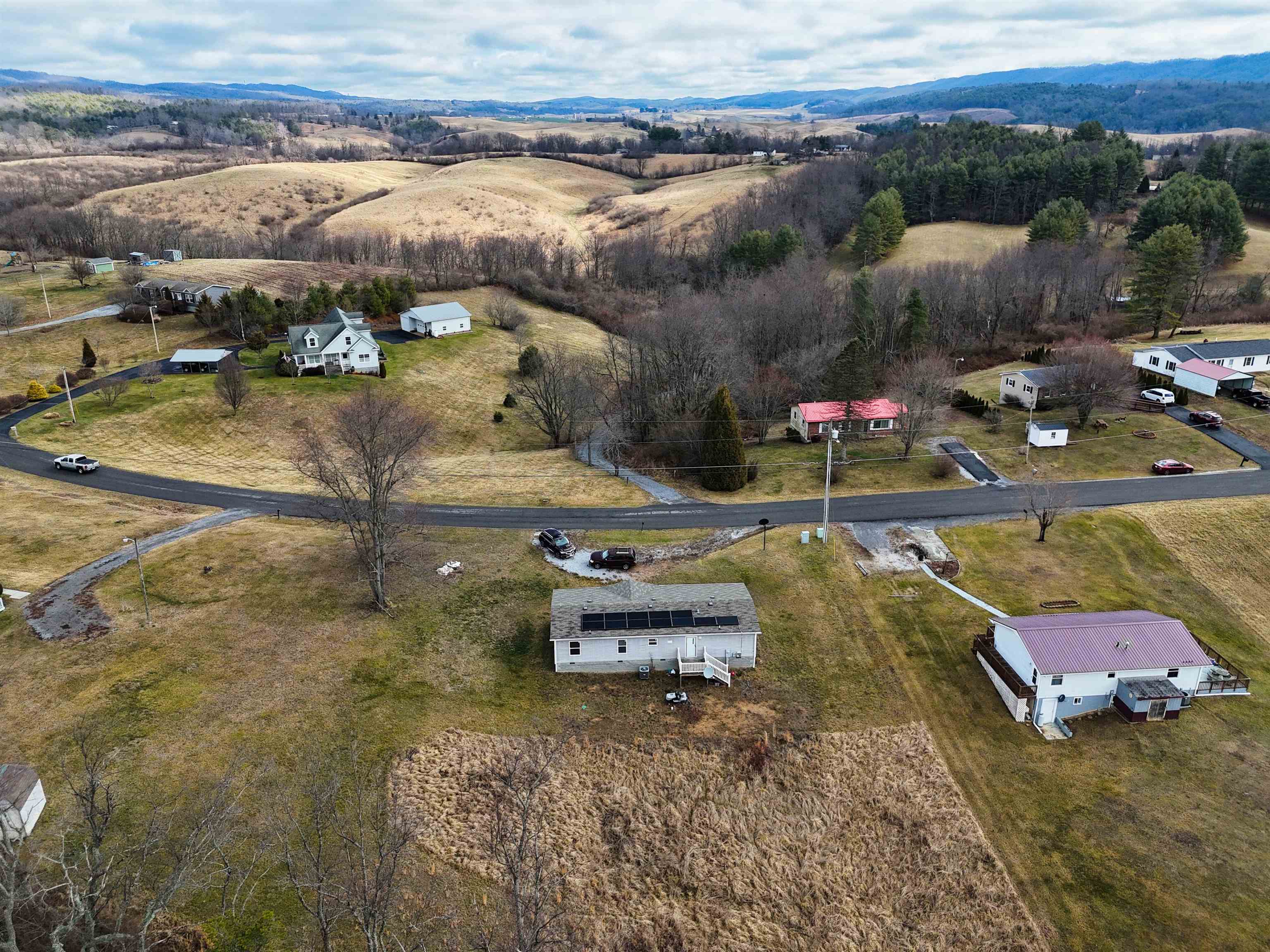 253 Carterville Heights Road Wytheville VA 24382