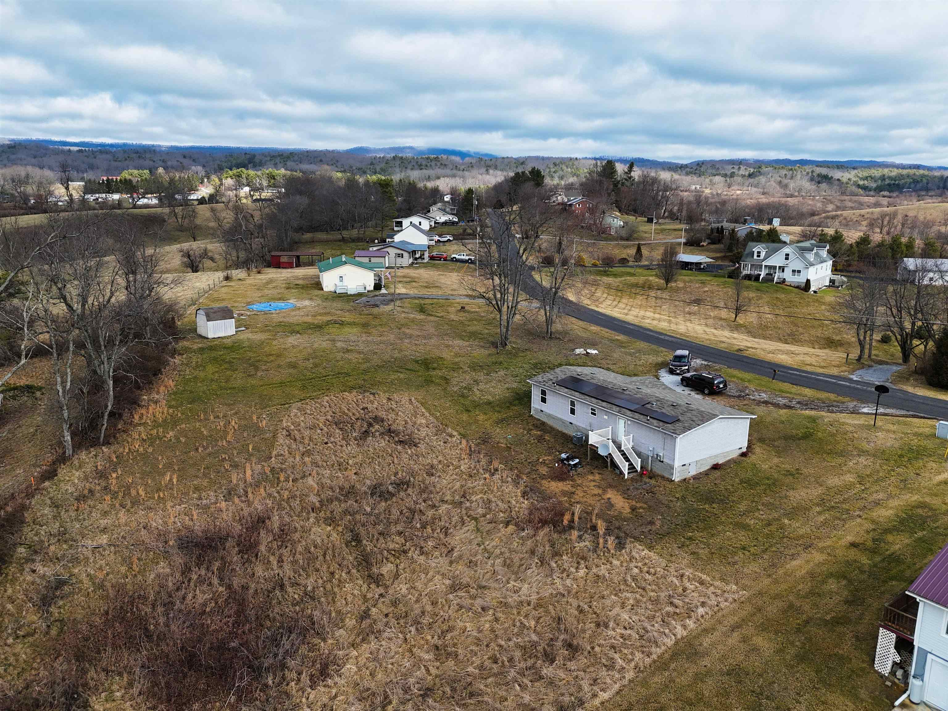 253 Carterville Heights Road Wytheville VA 24382