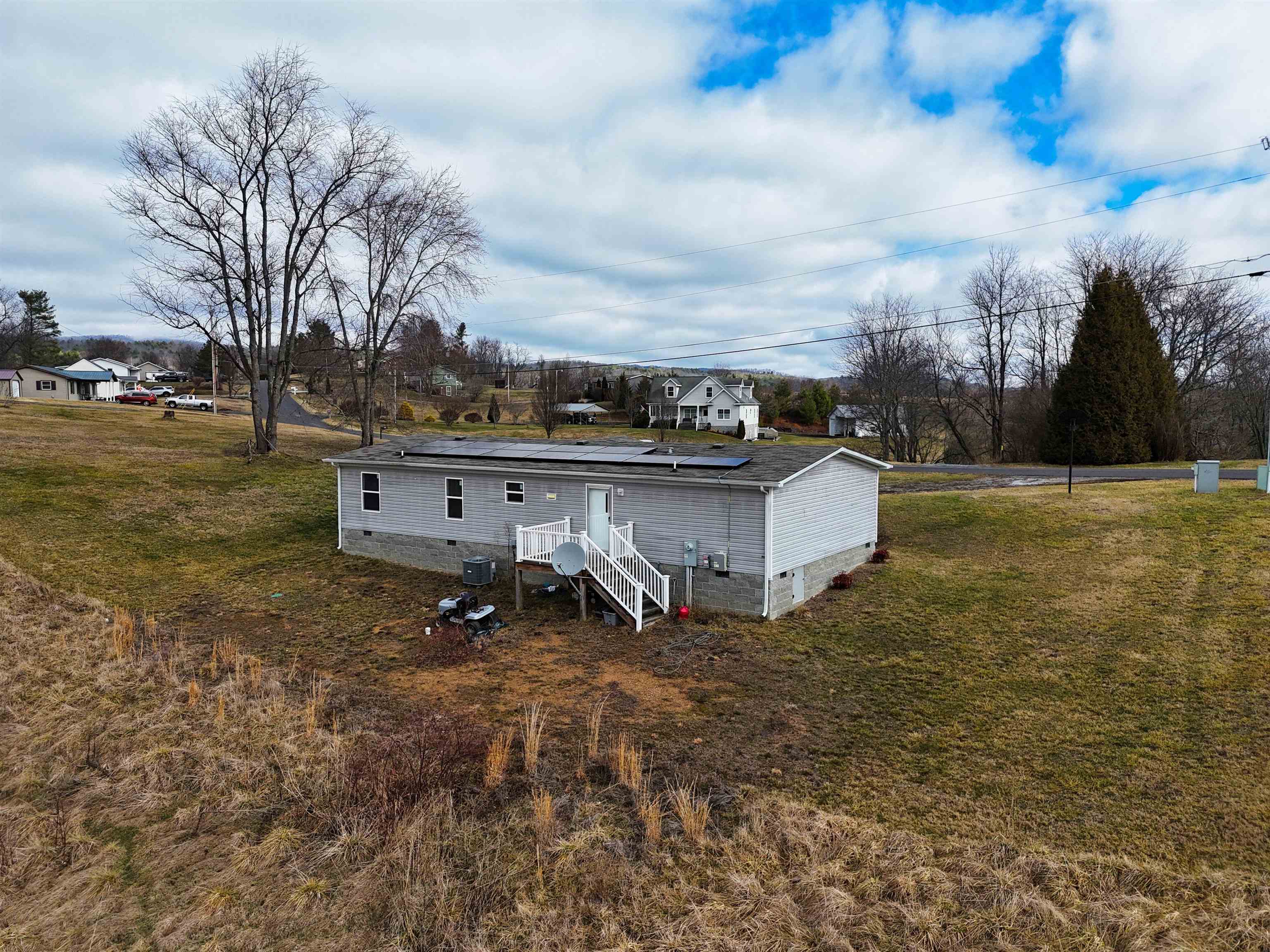 253 Carterville Heights Road Wytheville VA 24382