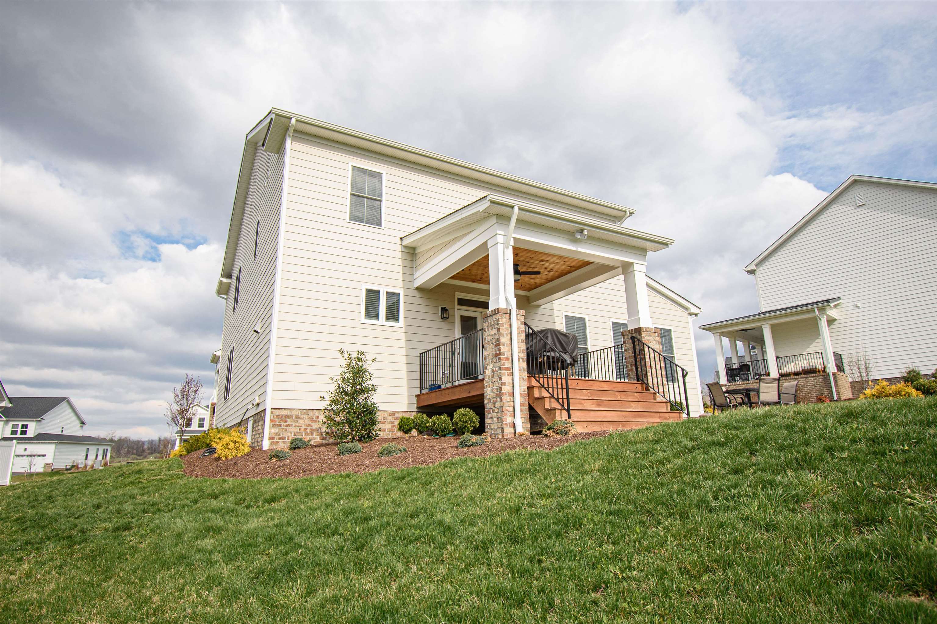 3026 Natalies Way Blacksburg VA 24060