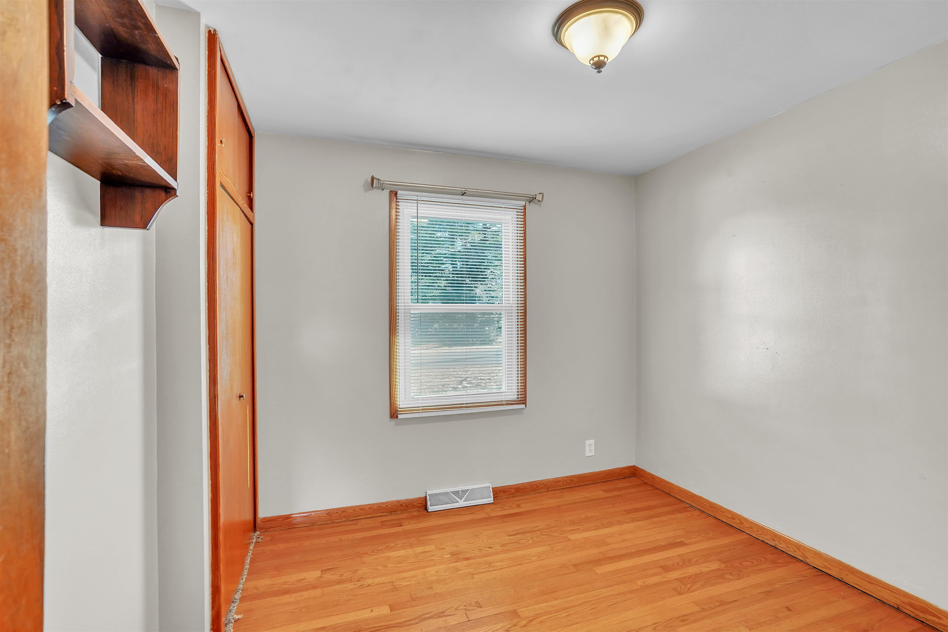 709 Giles Street Pearisburg VA 24134