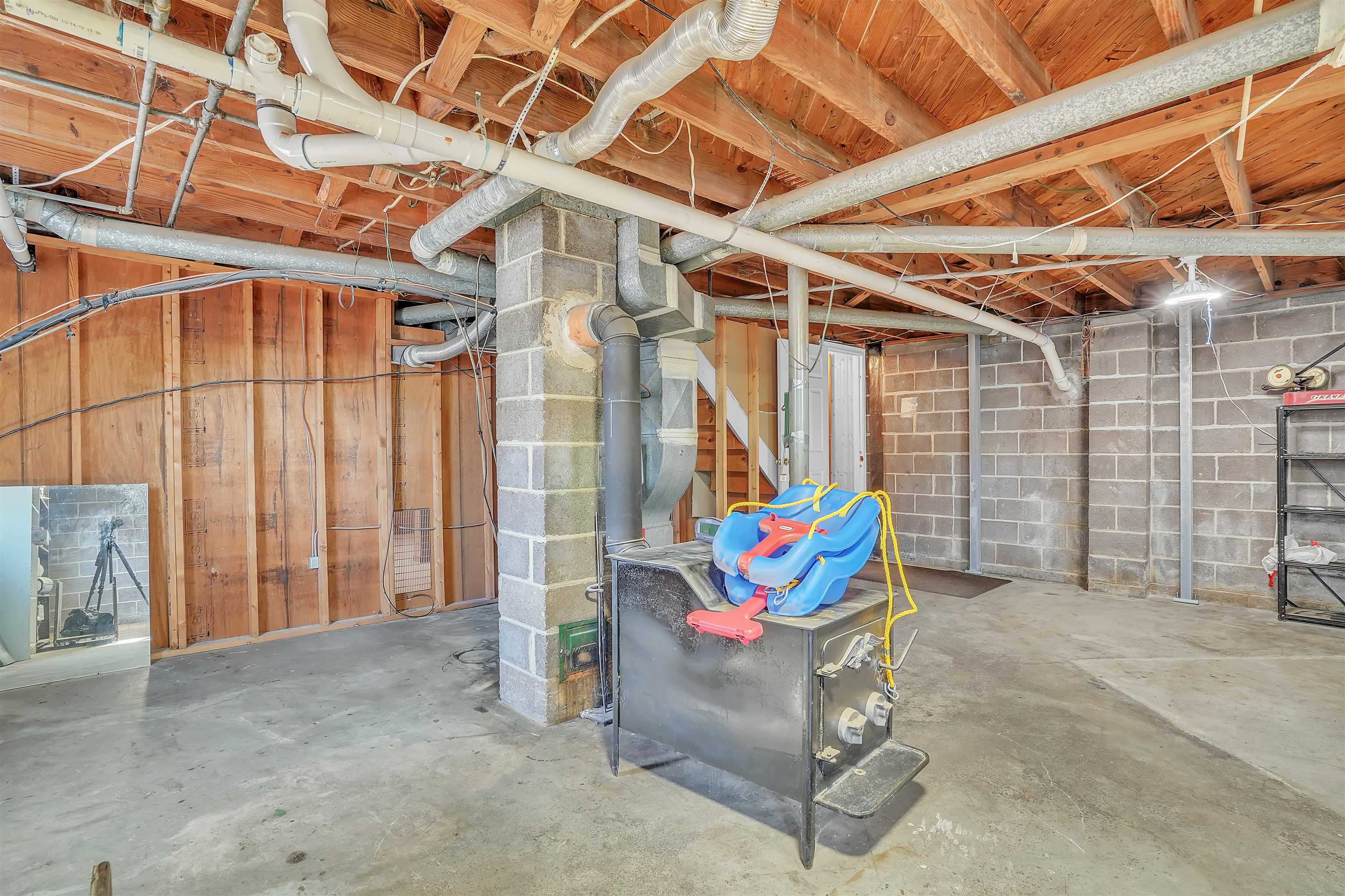 709 Giles Street Pearisburg VA 24134