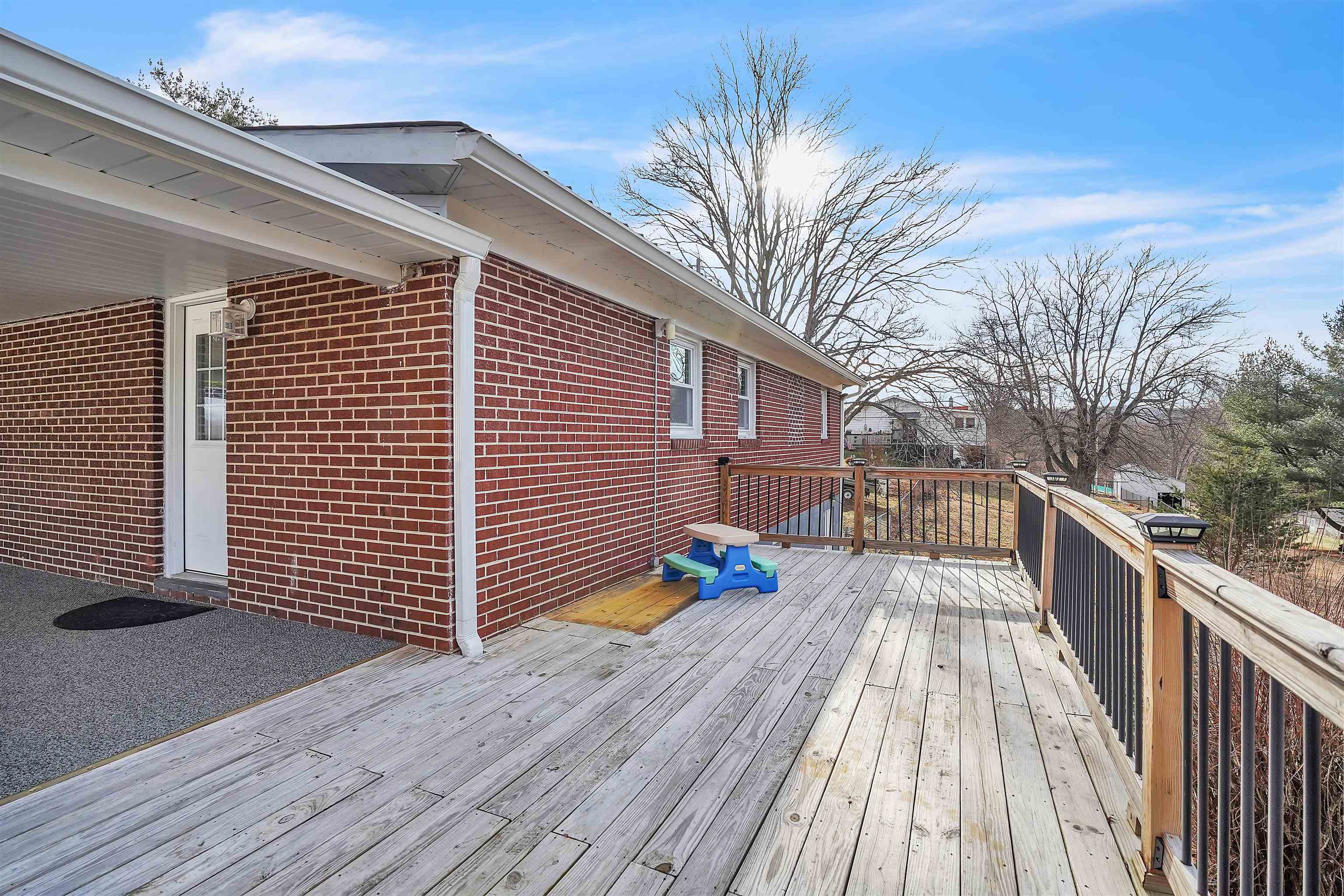 709 Giles Street Pearisburg VA 24134