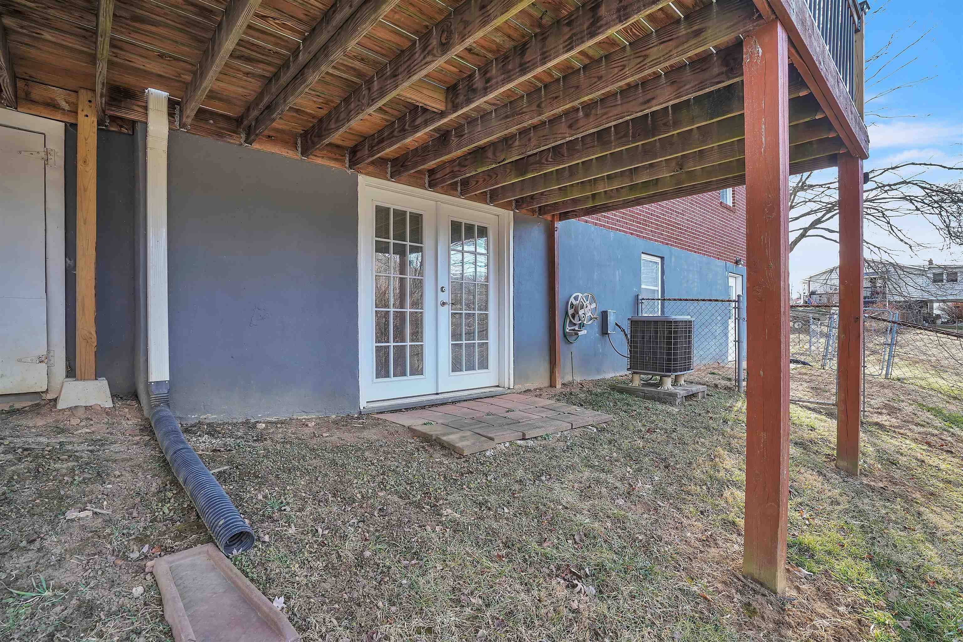 709 Giles Street Pearisburg VA 24134