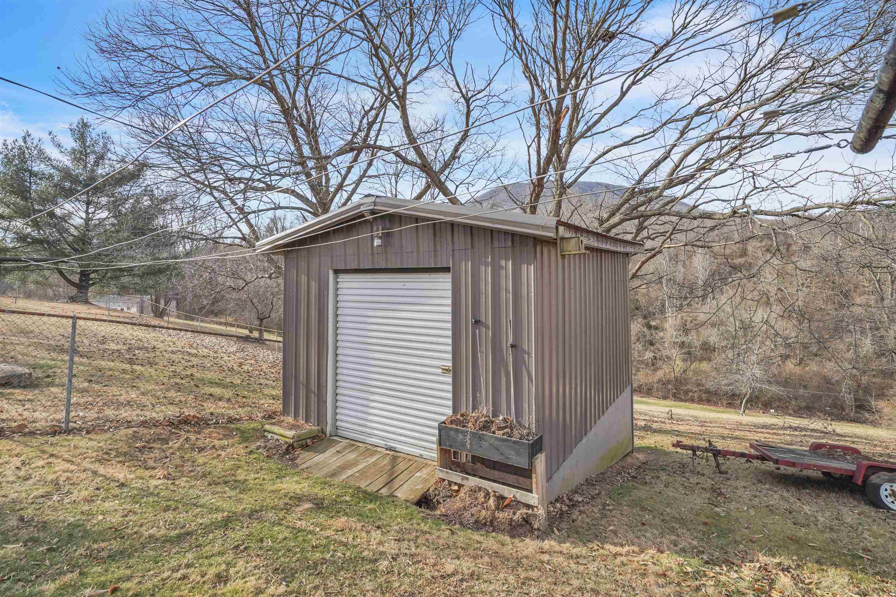 709 Giles Street Pearisburg VA 24134