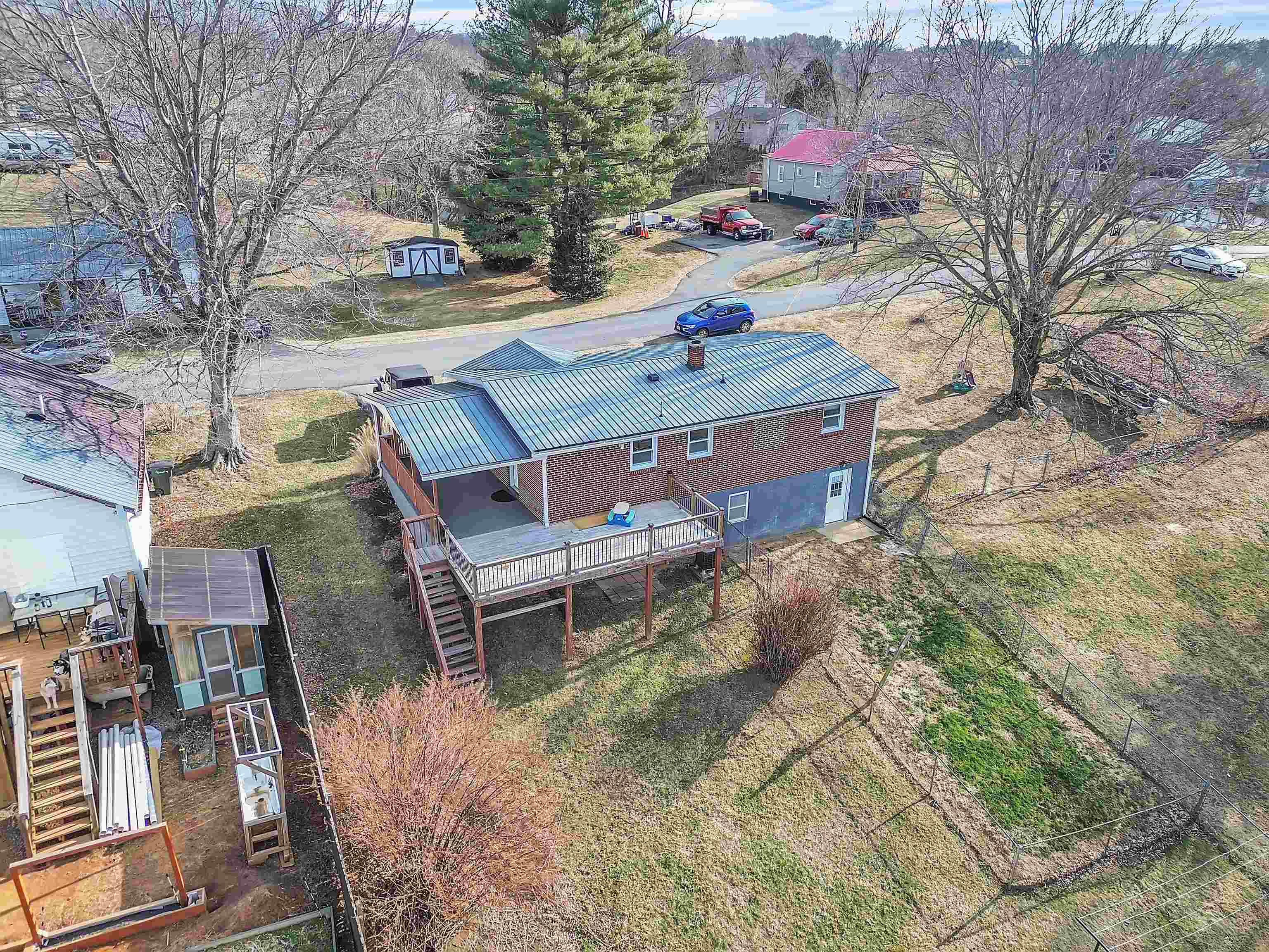 709 Giles Street Pearisburg VA 24134