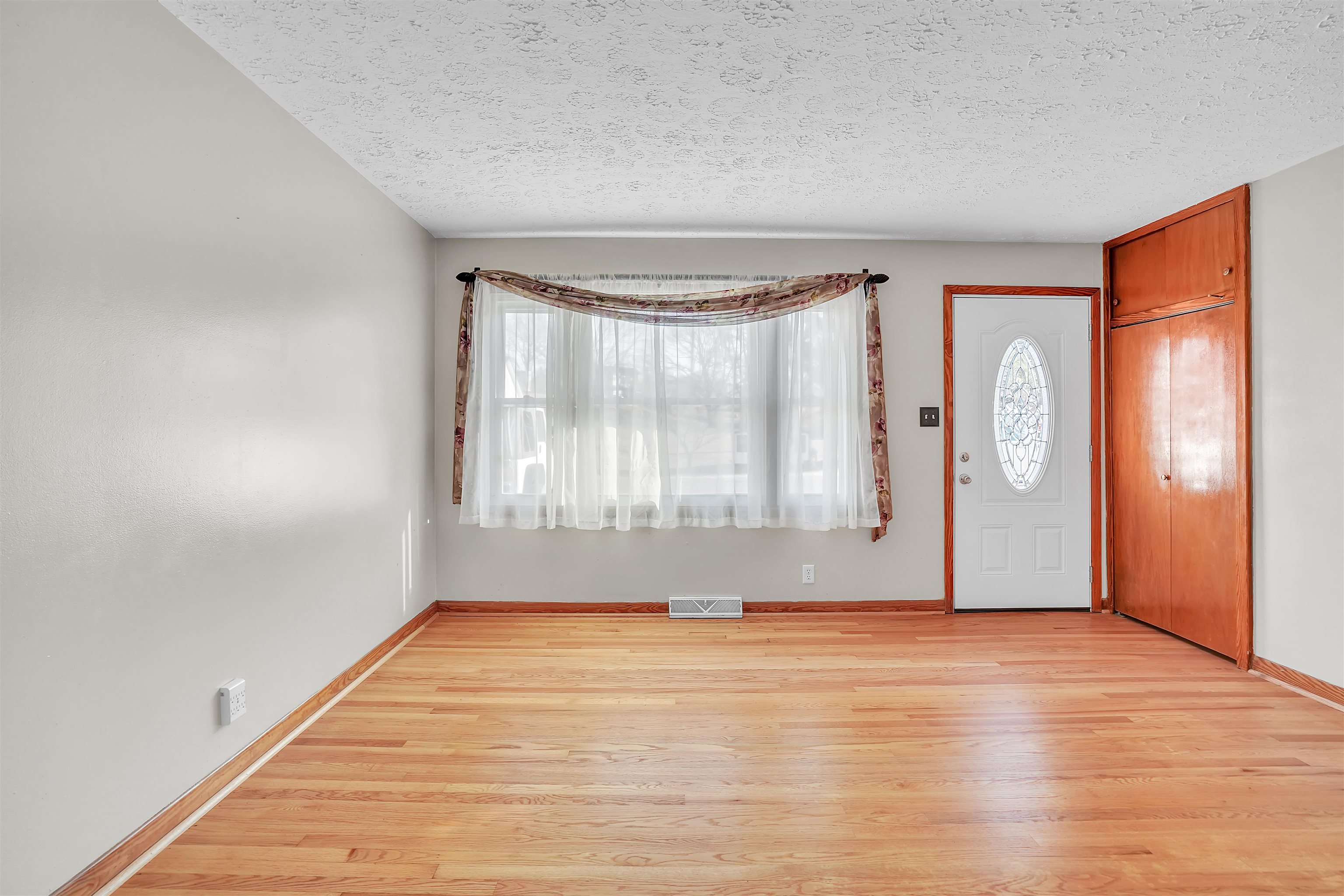 709 Giles Street Pearisburg VA 24134