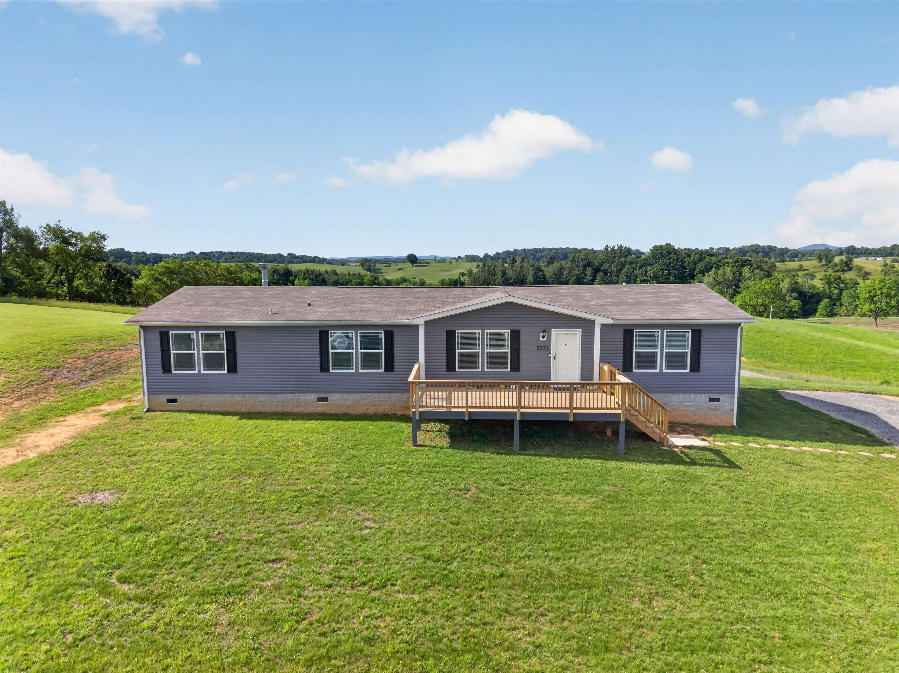 5372 Highland Road Dublin VA 24084