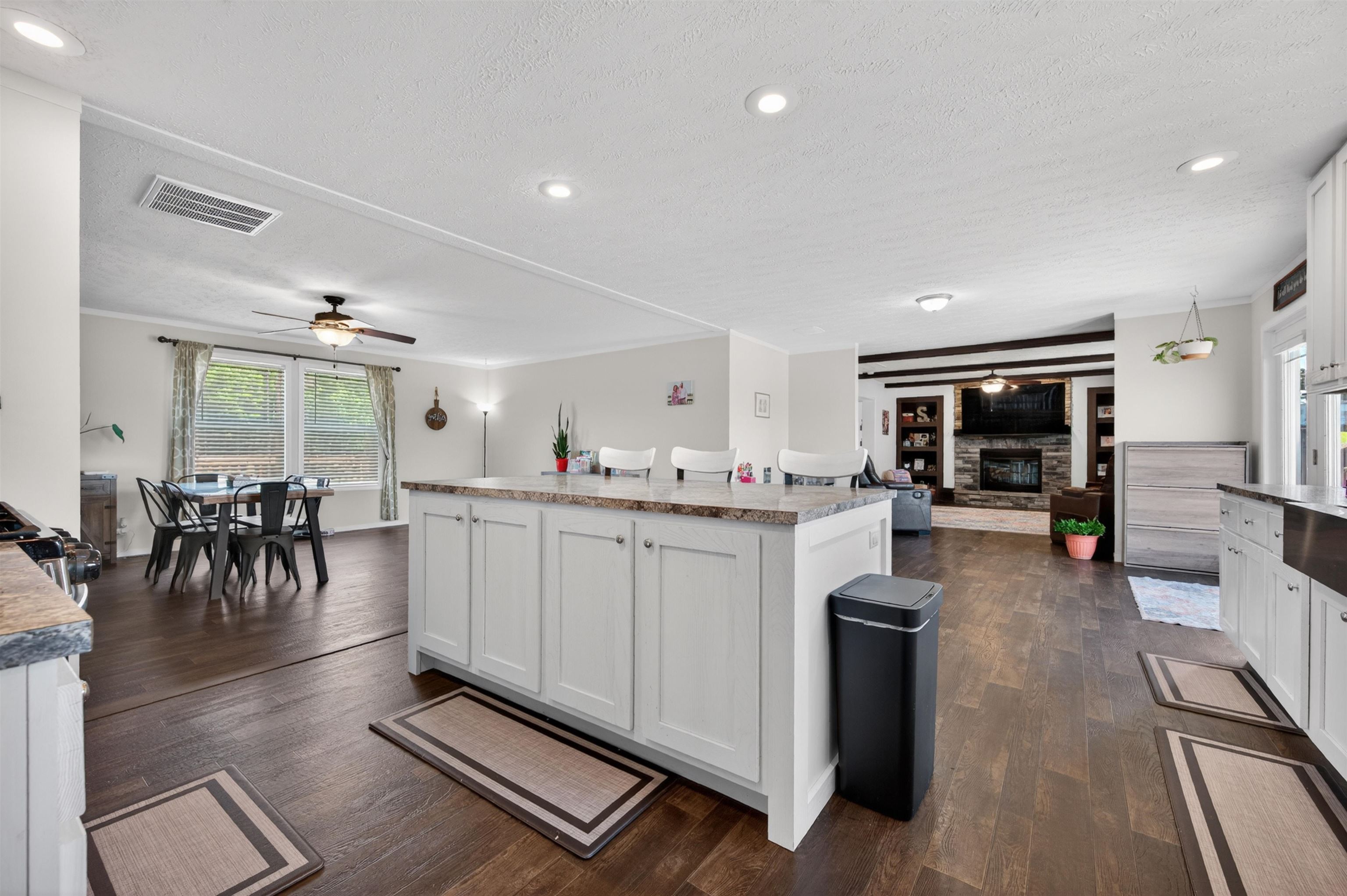 5372 Highland Road Dublin VA 24084