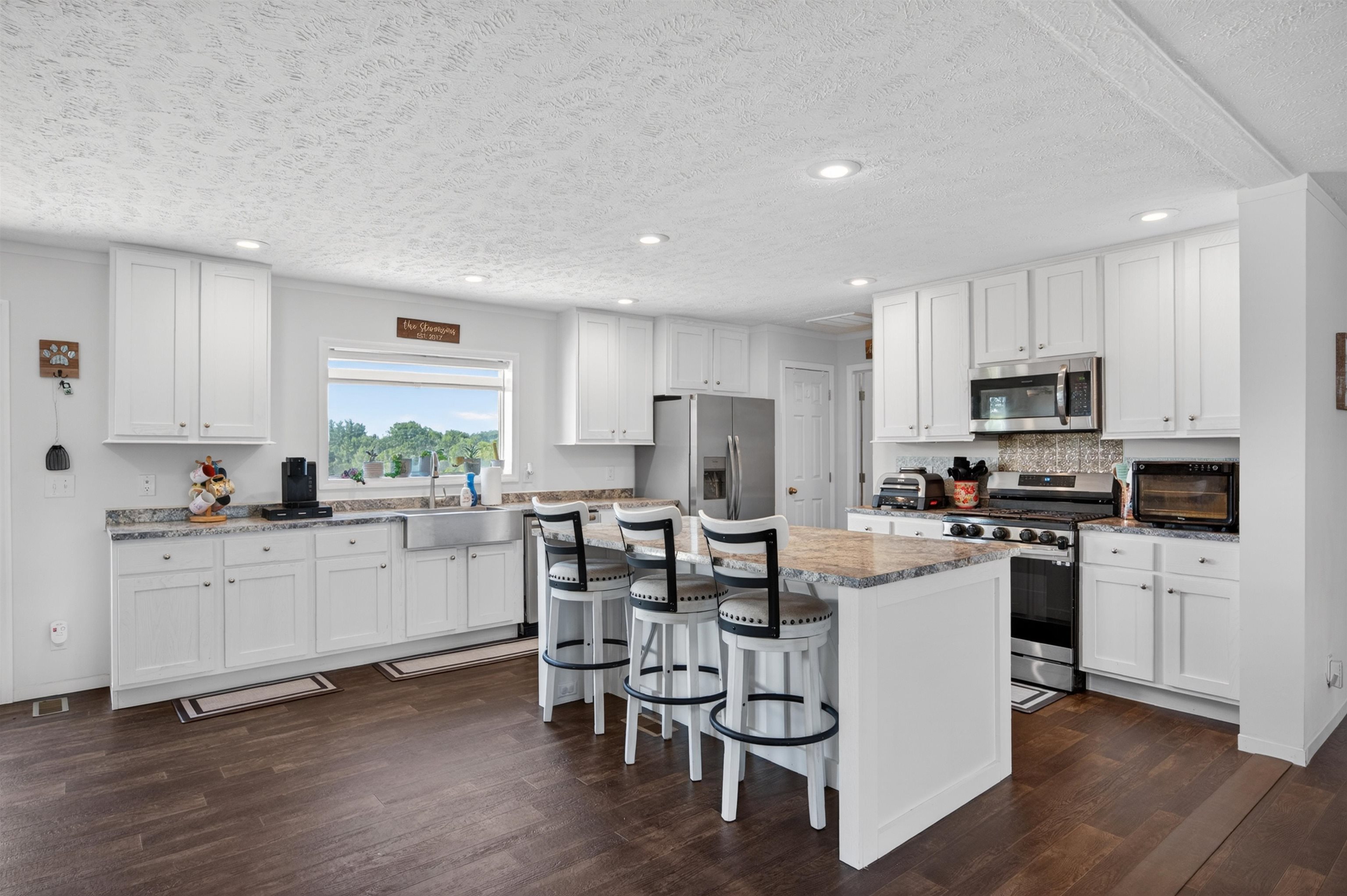 5372 Highland Road Dublin VA 24084