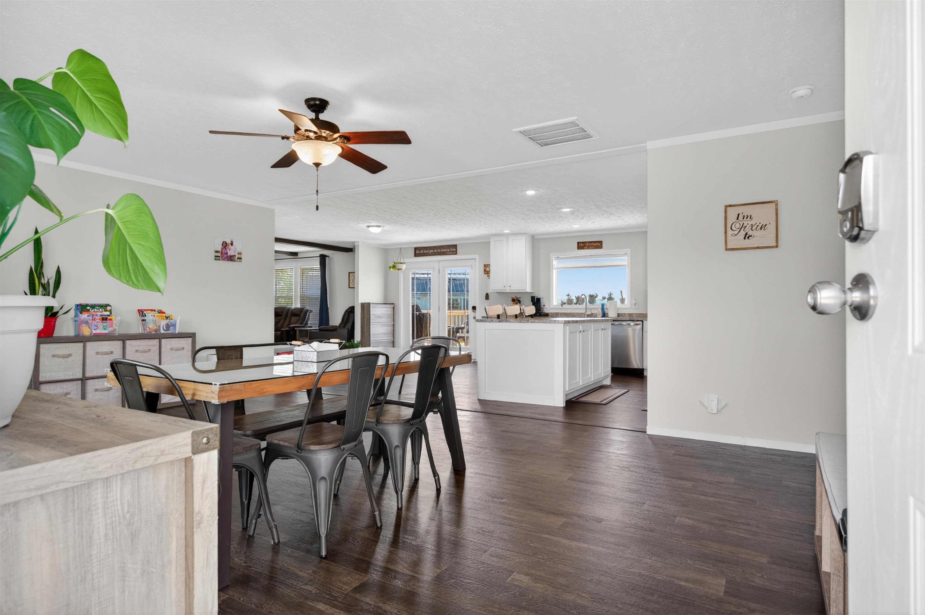 5372 Highland Road Dublin VA 24084