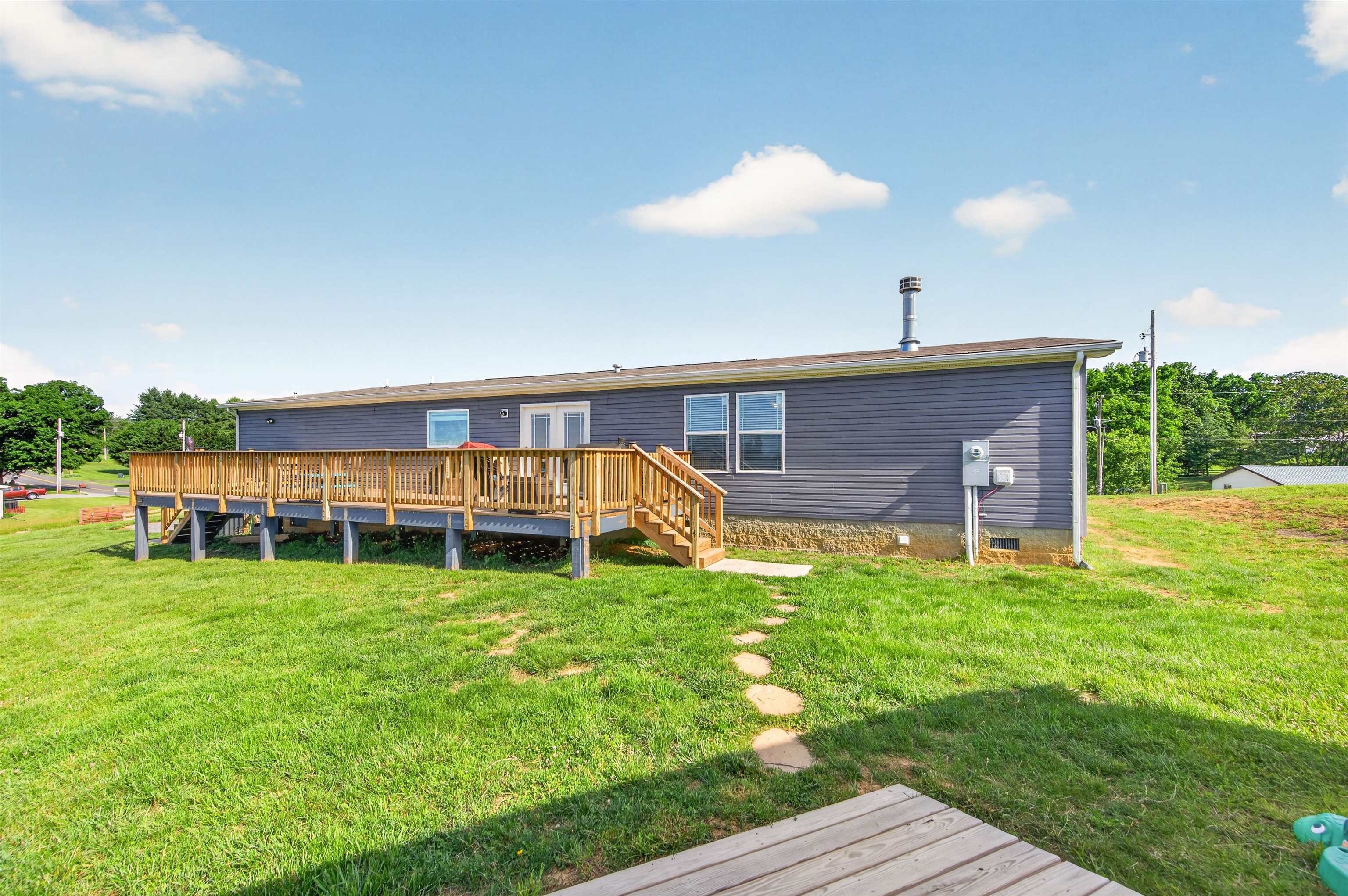 5372 Highland Road Dublin VA 24084