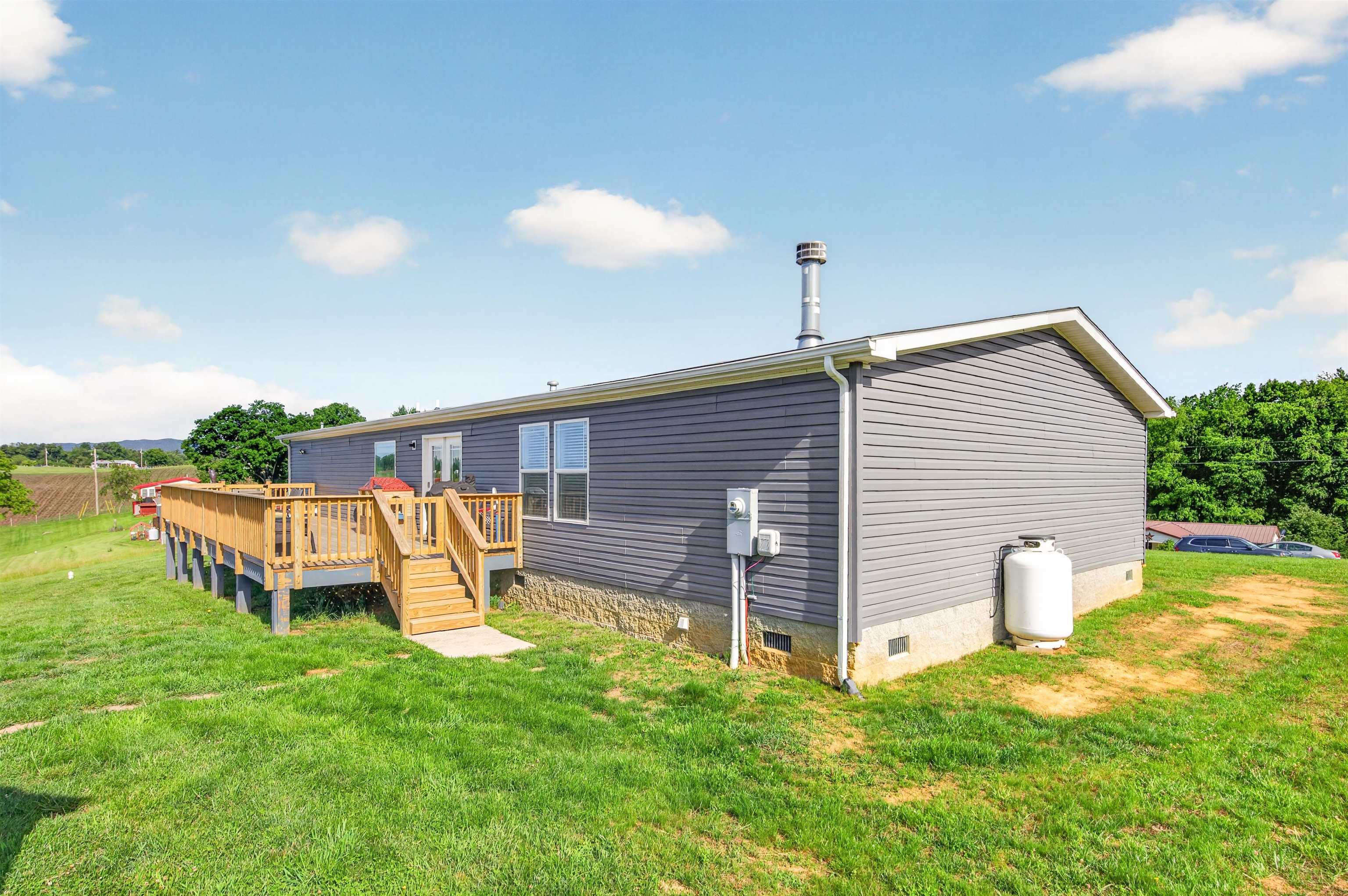 5372 Highland Road Dublin VA 24084
