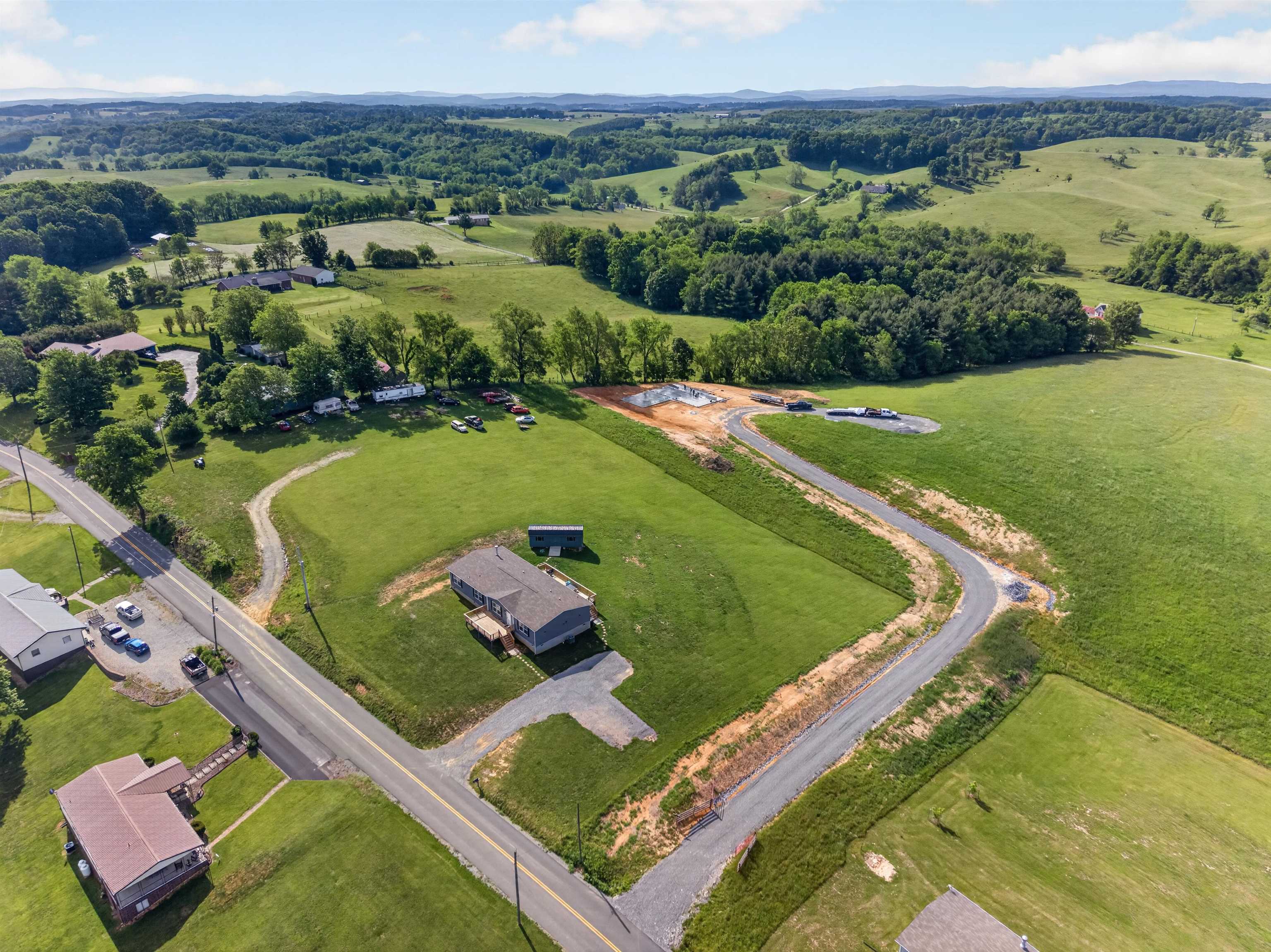 5372 Highland Road Dublin VA 24084