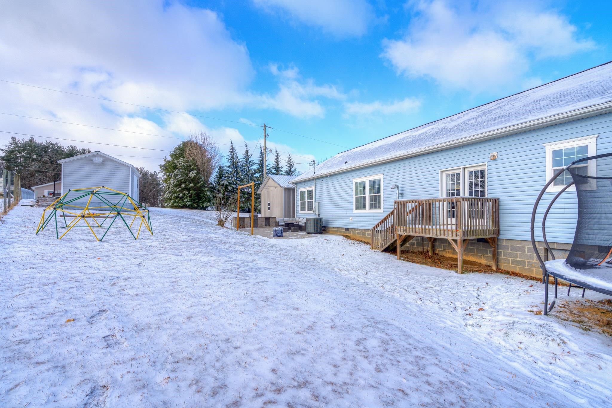 6744 Falling Branch Road Fairlawn VA 24141