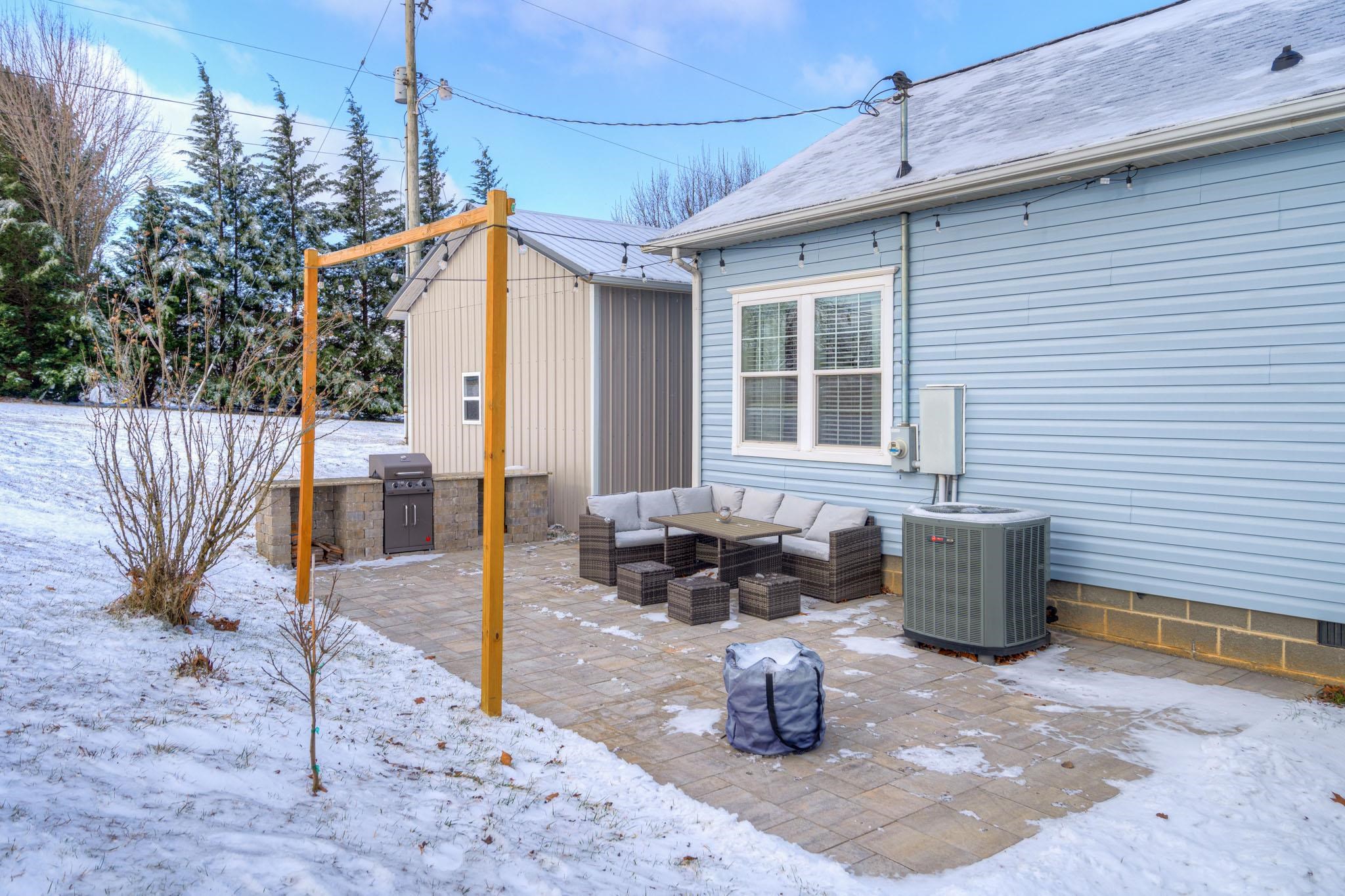 6744 Falling Branch Road Fairlawn VA 24141