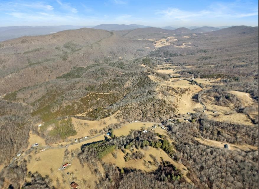 3110 Jamison Mountain Road Covington VA 24426