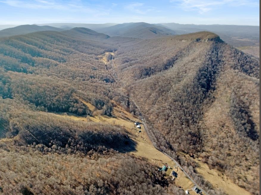 3110 Jamison Mountain Road Covington VA 24426