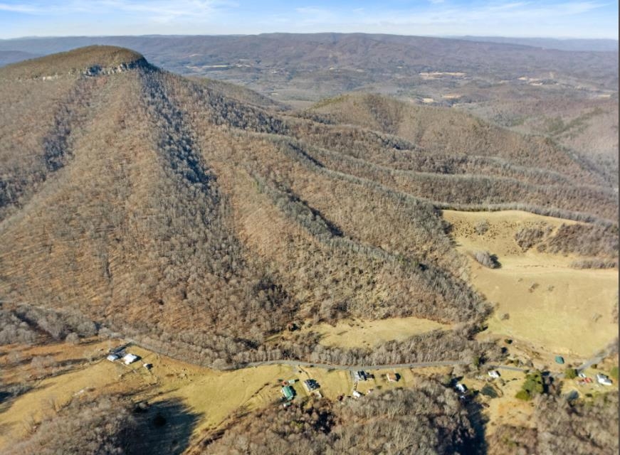 3110 Jamison Mountain Road Covington VA 24426