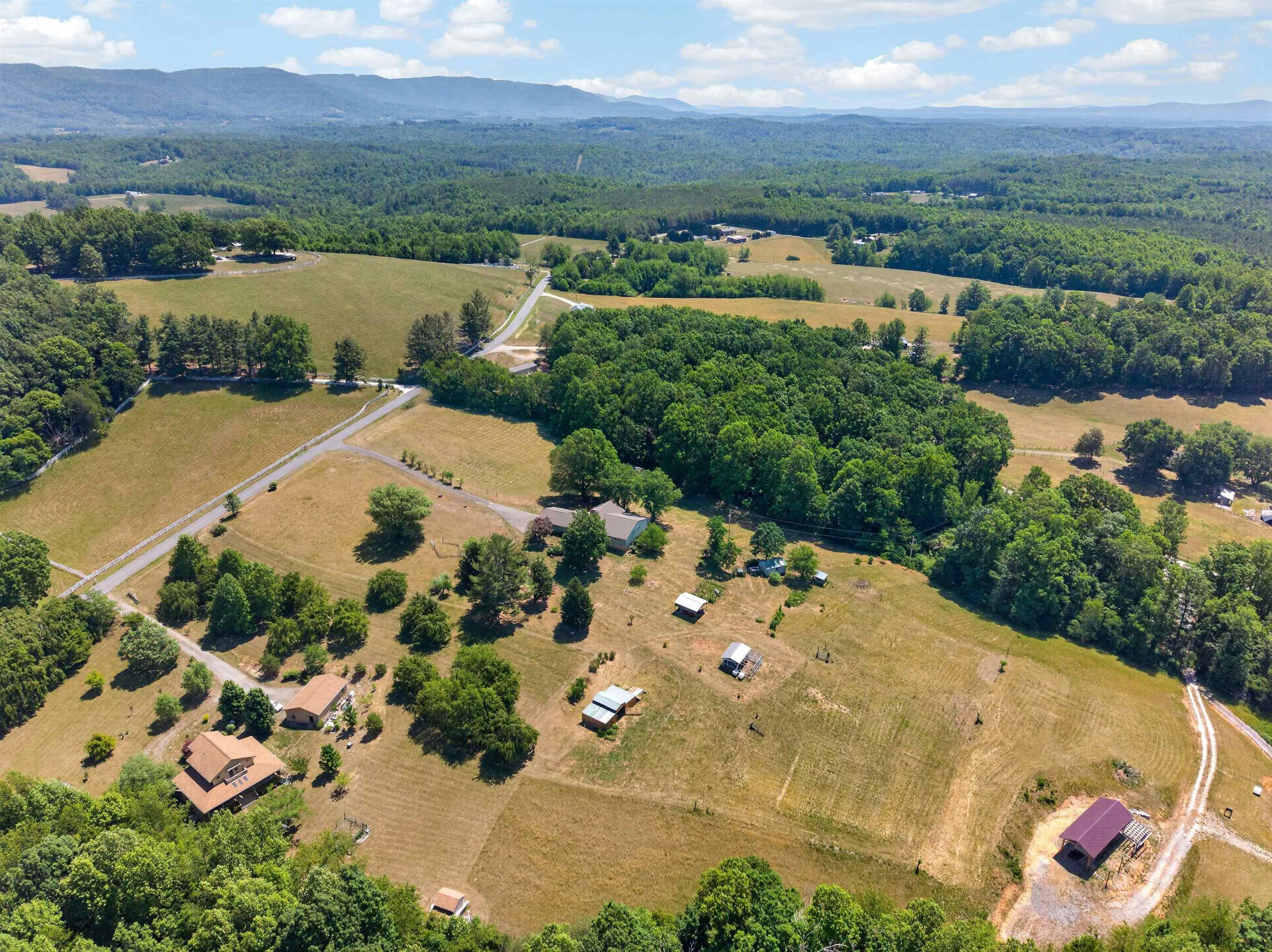 3807 Meadowbrook Road Cana VA 24317