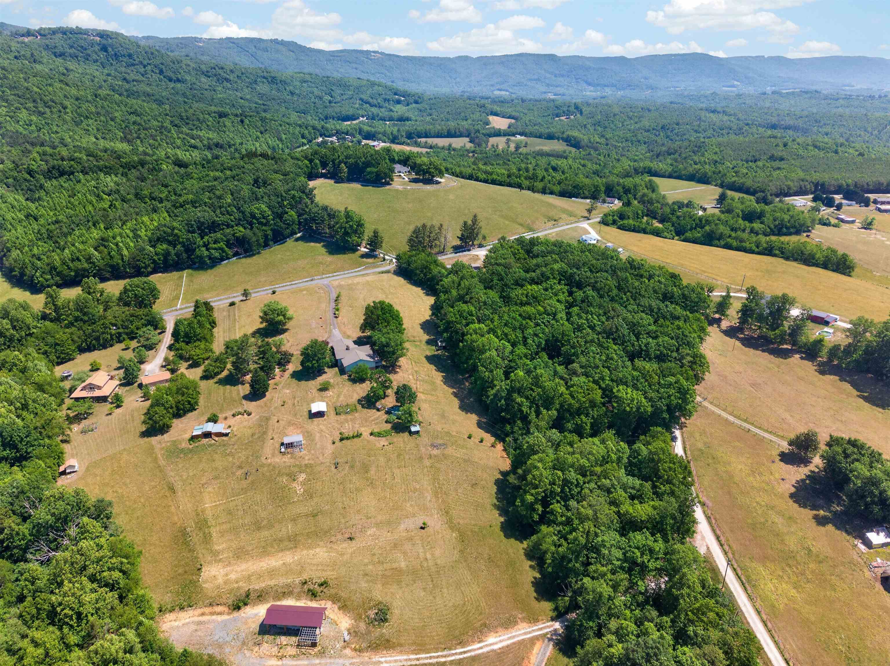 3807 Meadowbrook Road Cana VA 24317
