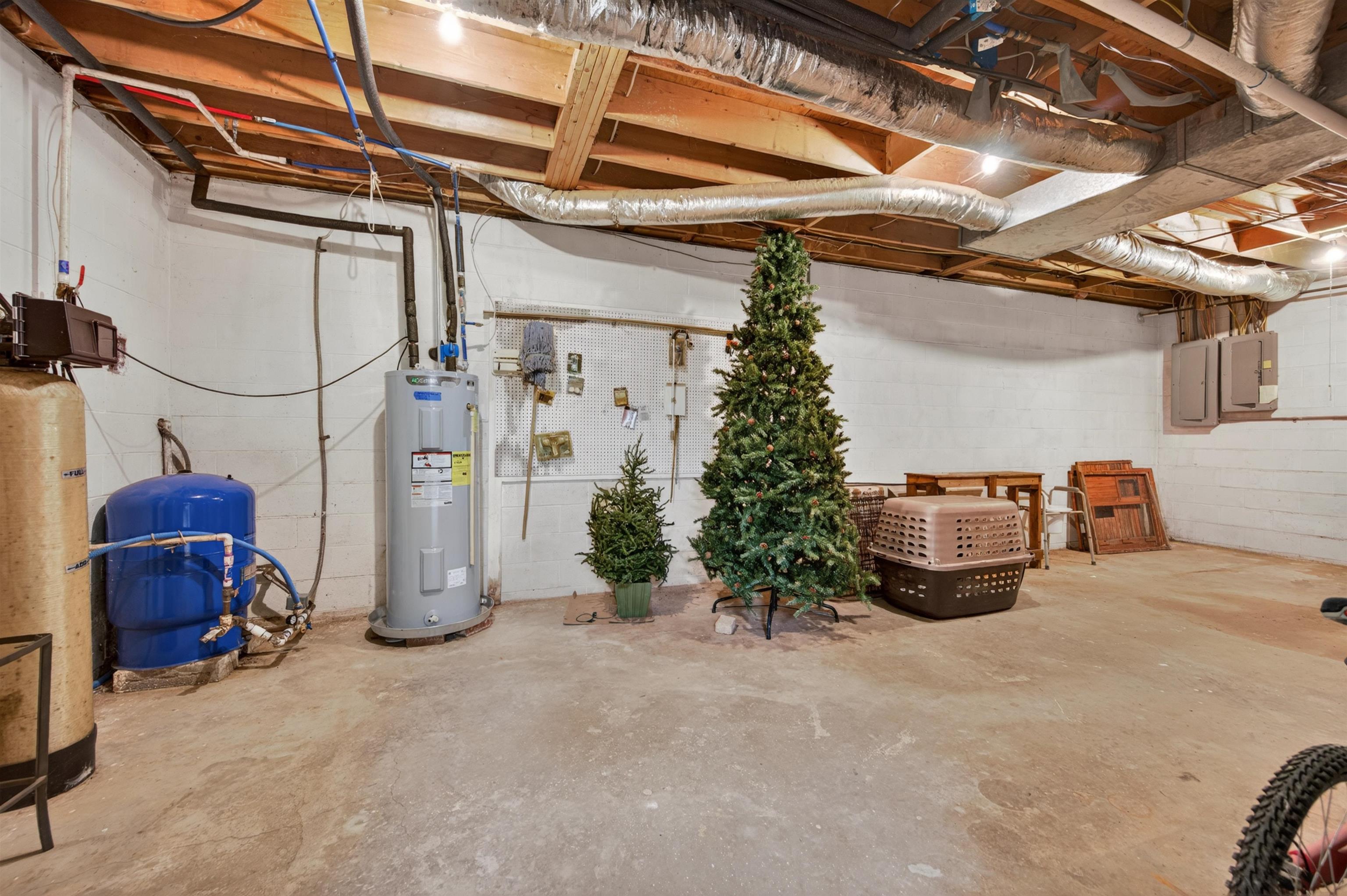 3807 Meadowbrook Road Cana VA 24317