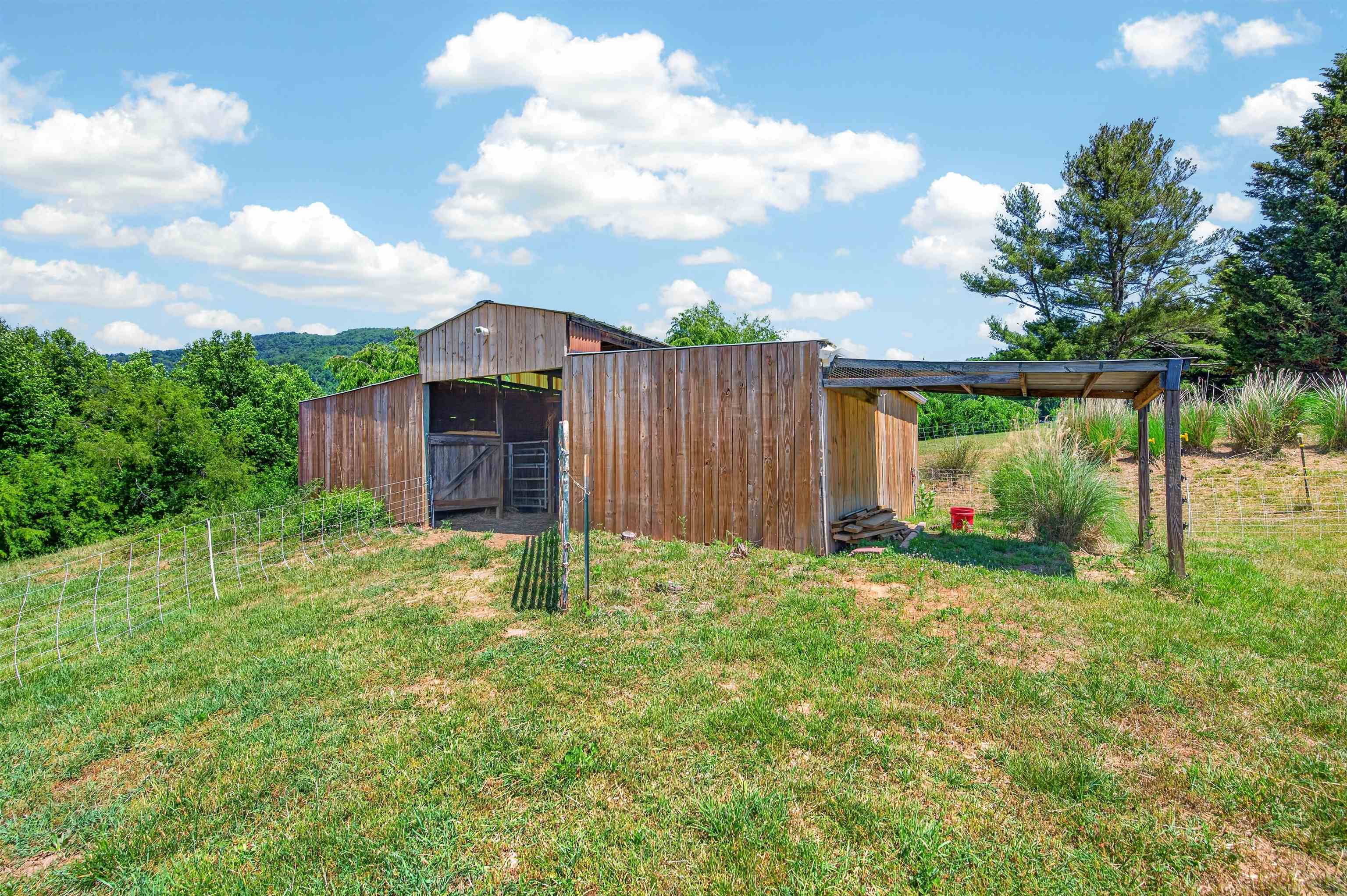 3807 Meadowbrook Road Cana VA 24317