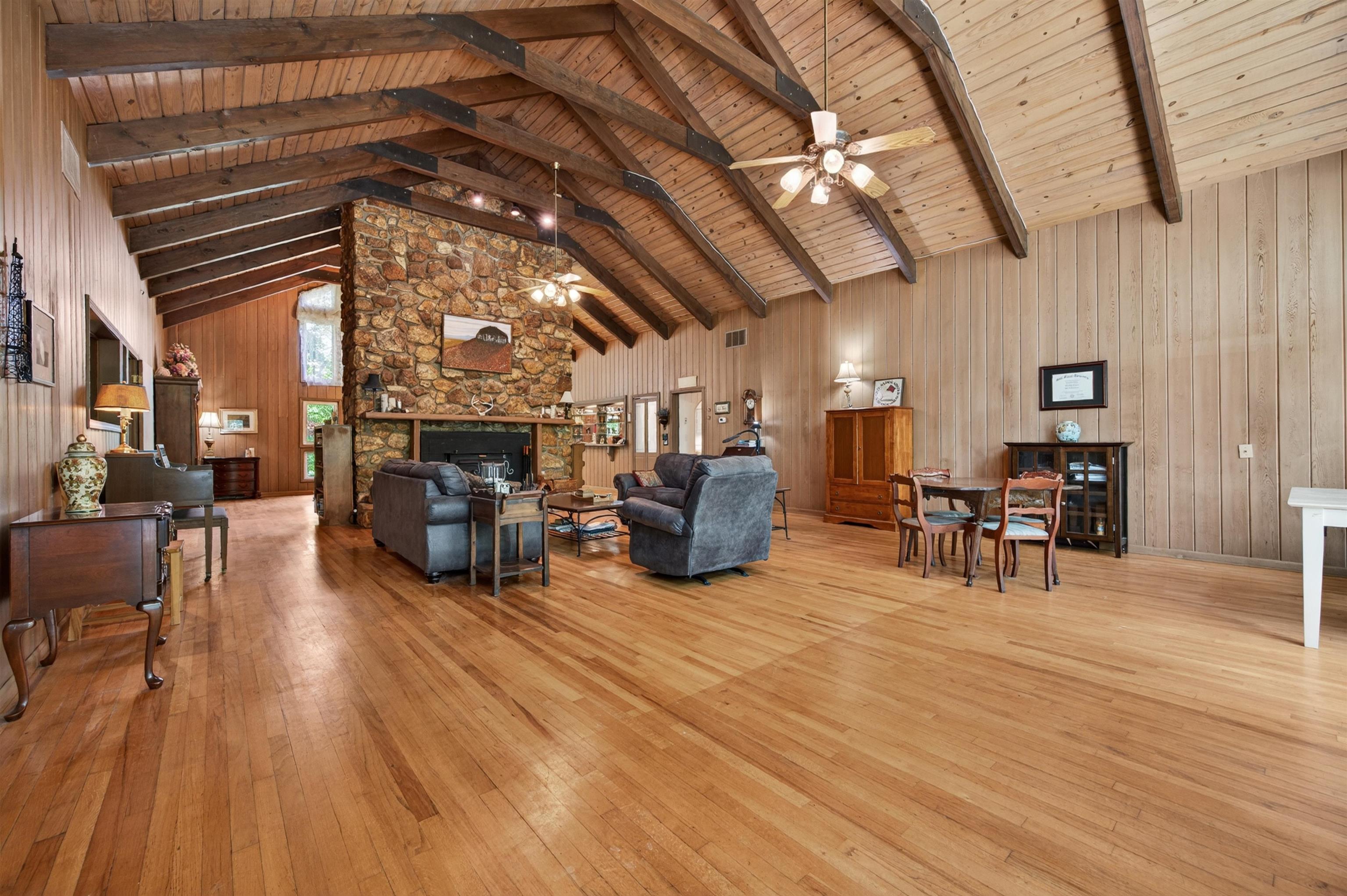 3807 Meadowbrook Road Cana VA 24317