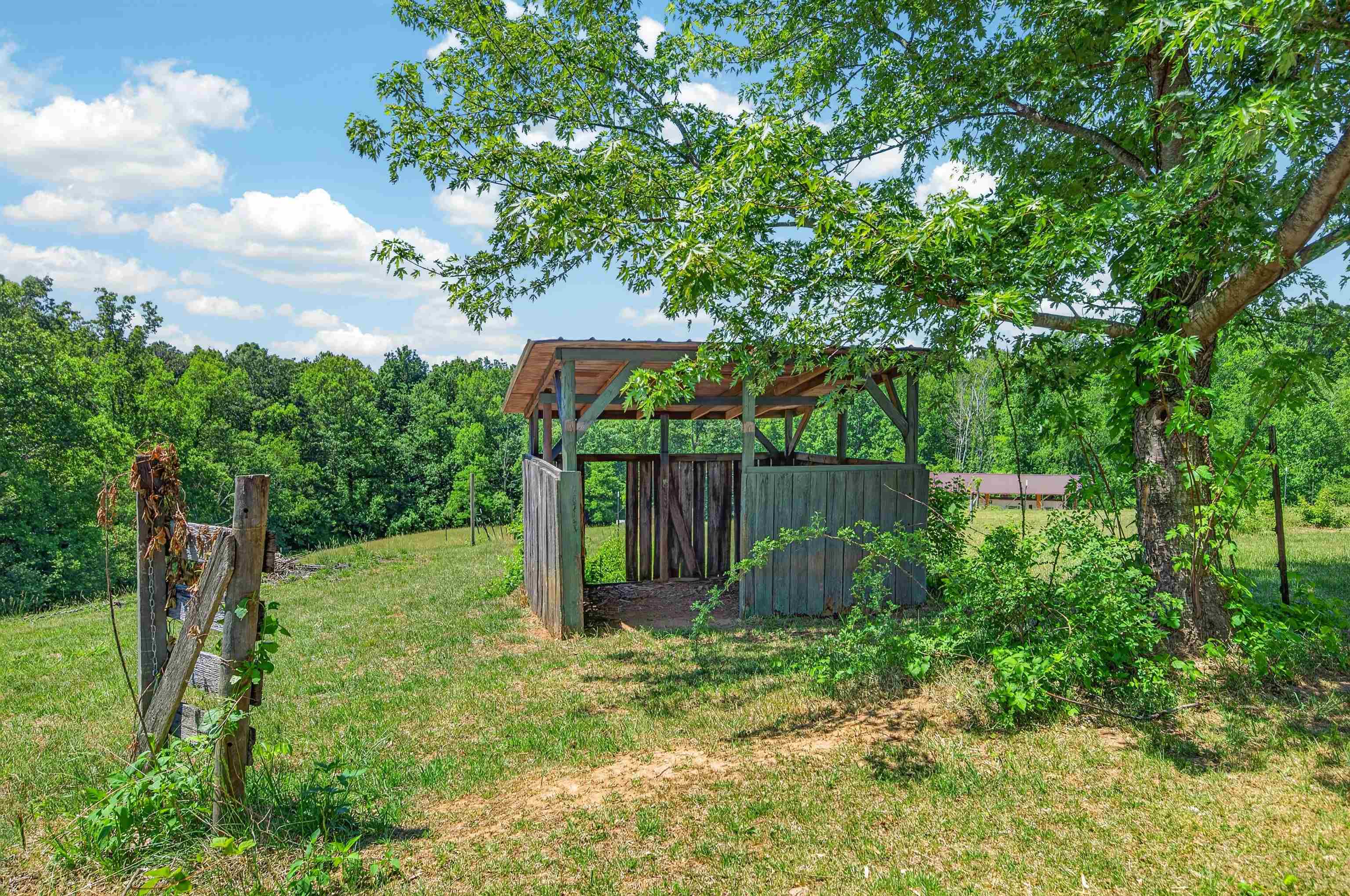 3807 Meadowbrook Road Cana VA 24317