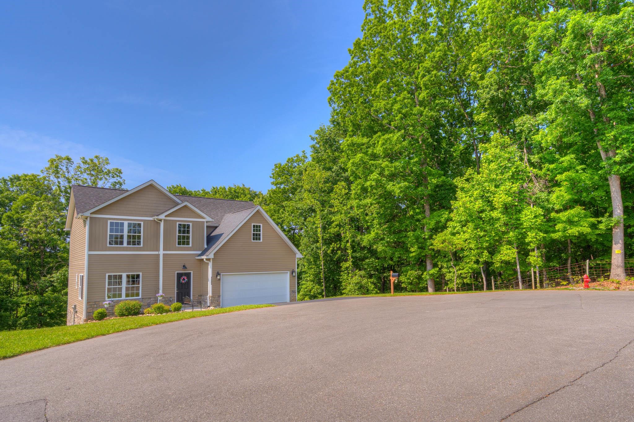 1203 Walnut Ridge Road Christiansburg VA 24073