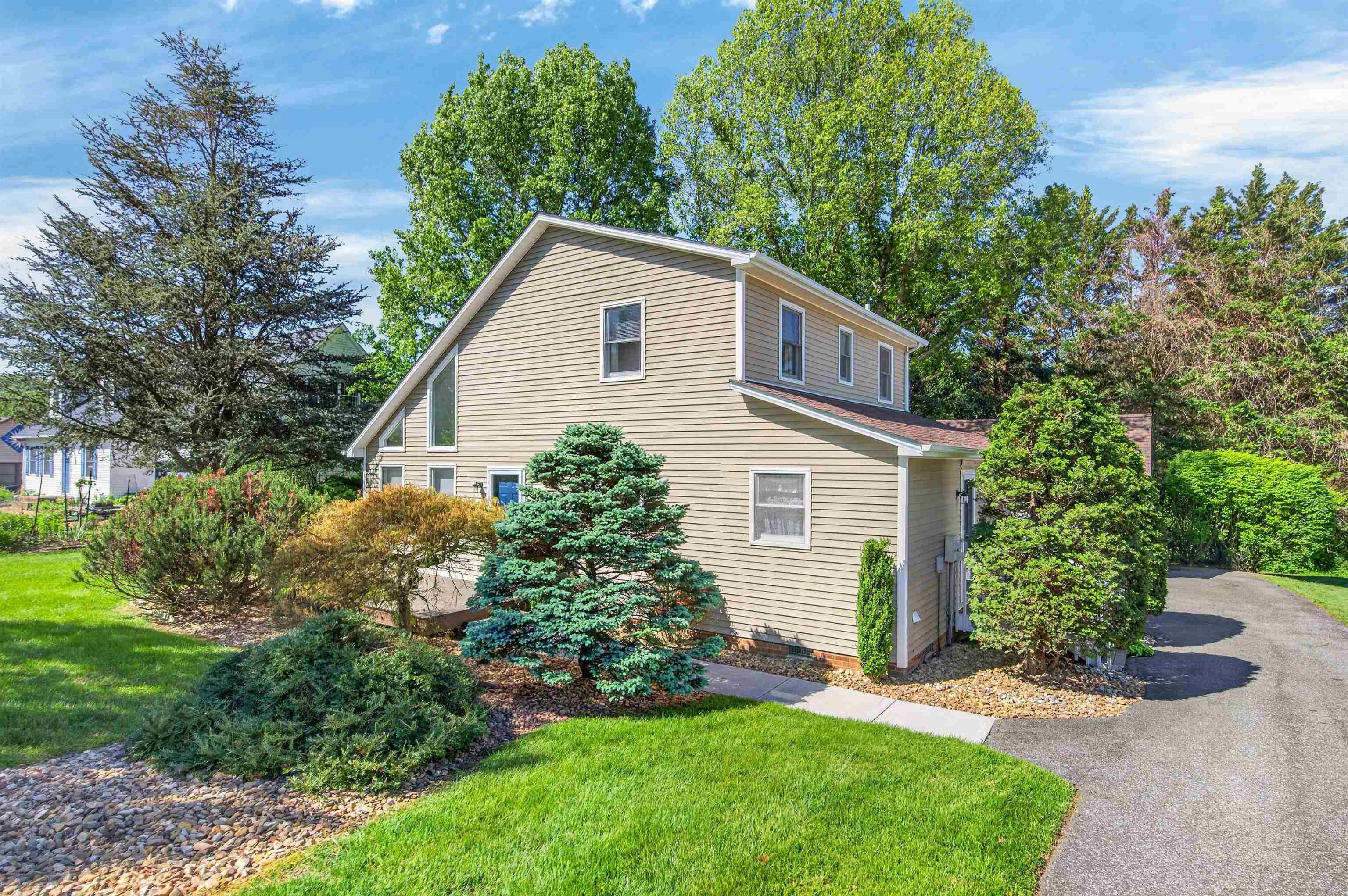 1359 Sandy Circle Blacksburg VA 24060